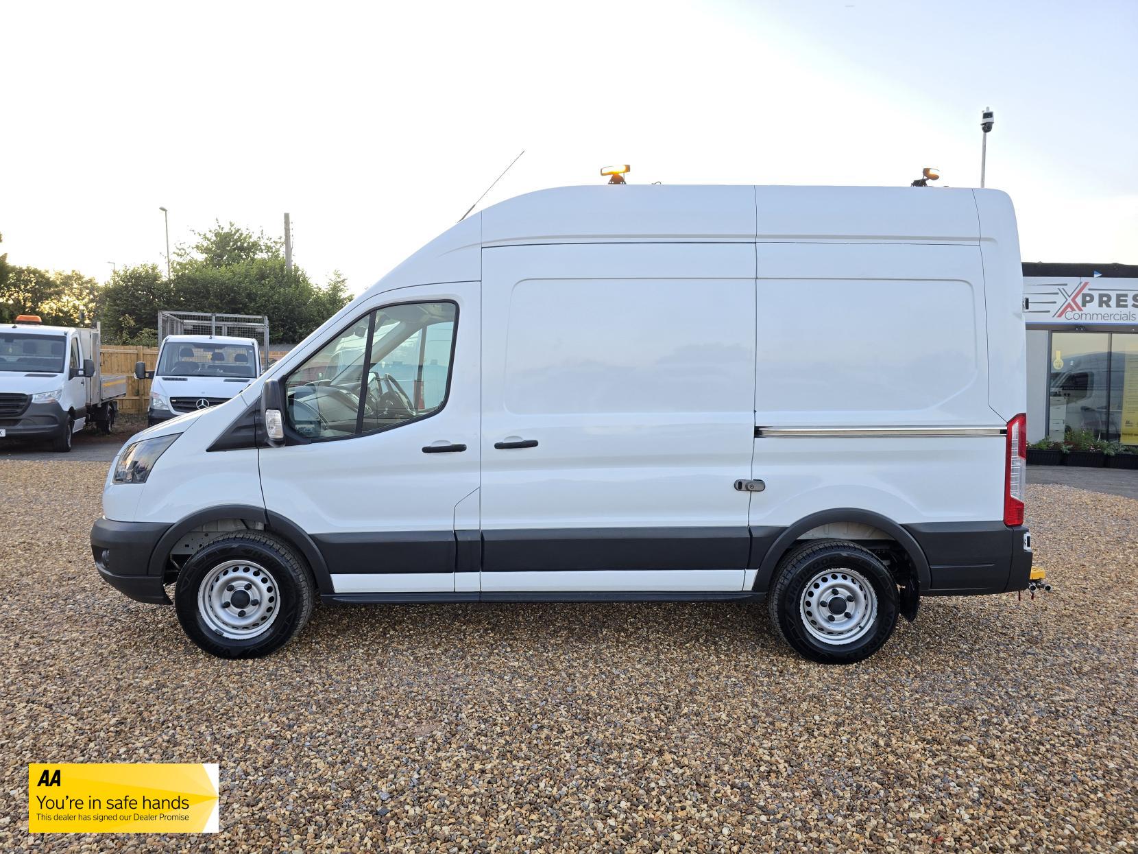 Ford Transit 2.0 350 EcoBlue Panel Van 5dr Diesel Manual RWD L2 H3 Euro 6 (130 ps)