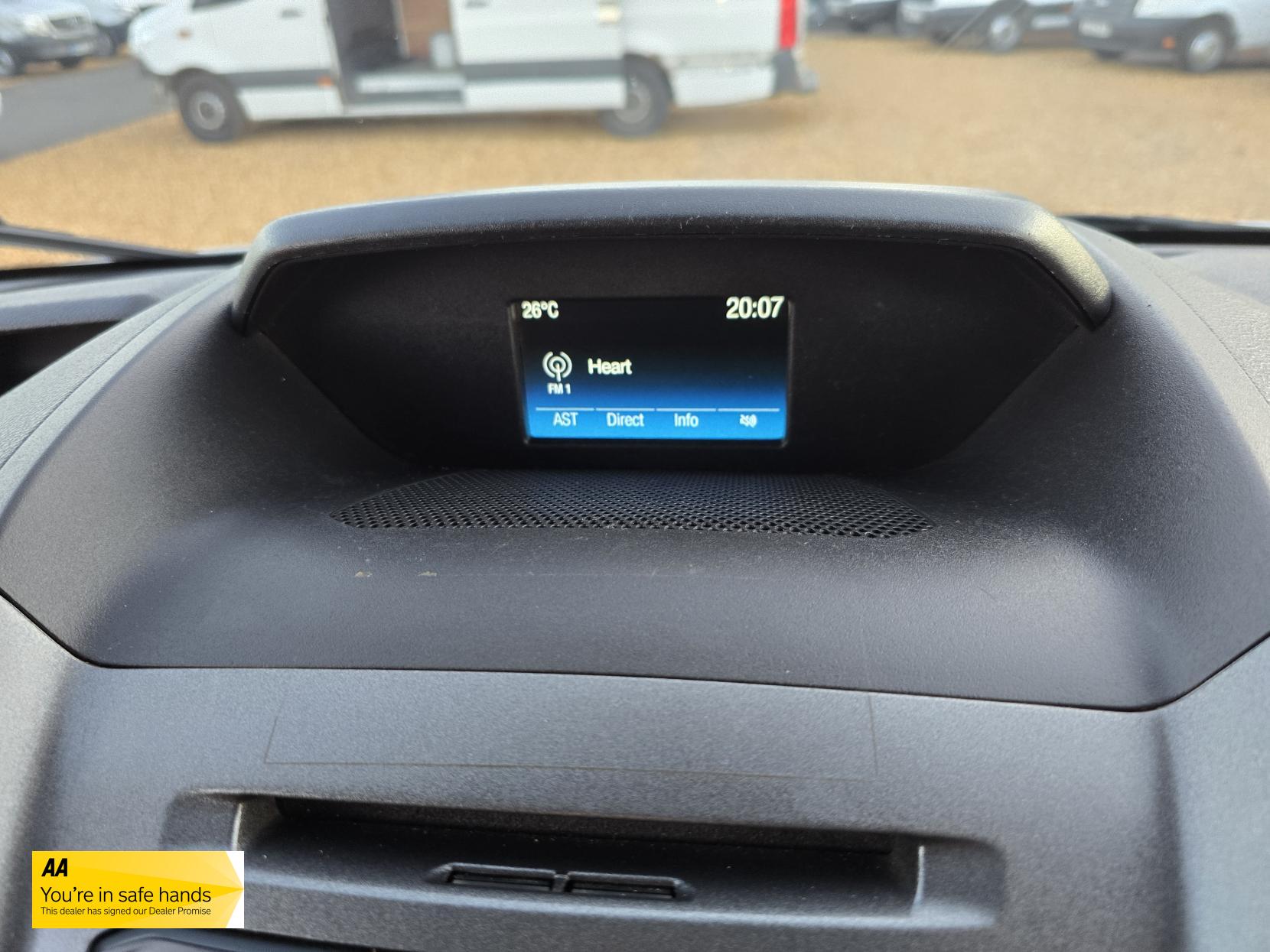 Ford Transit 2.0 350 EcoBlue Panel Van 5dr Diesel Manual RWD L2 H3 Euro 6 (130 ps)