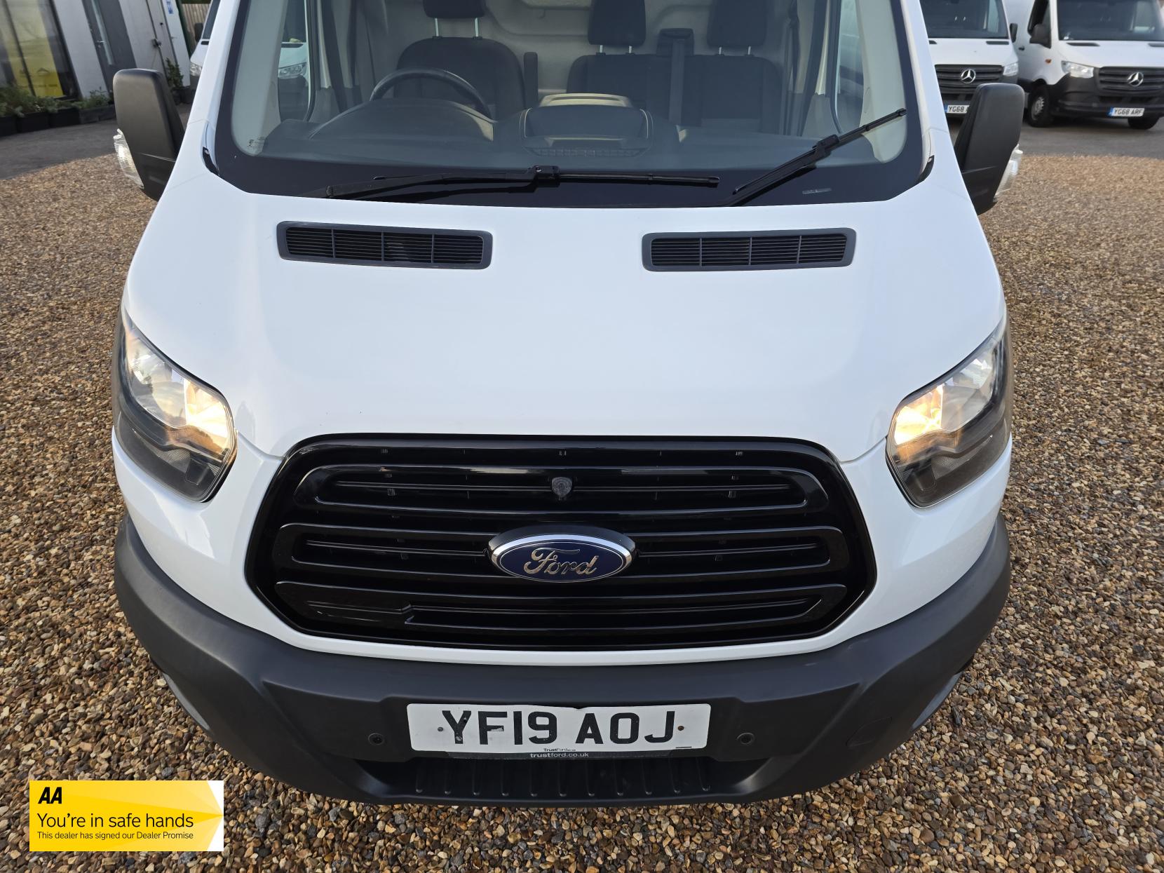 Ford Transit 2.0 350 EcoBlue Panel Van 5dr Diesel Manual RWD L2 H3 Euro 6 (130 ps)