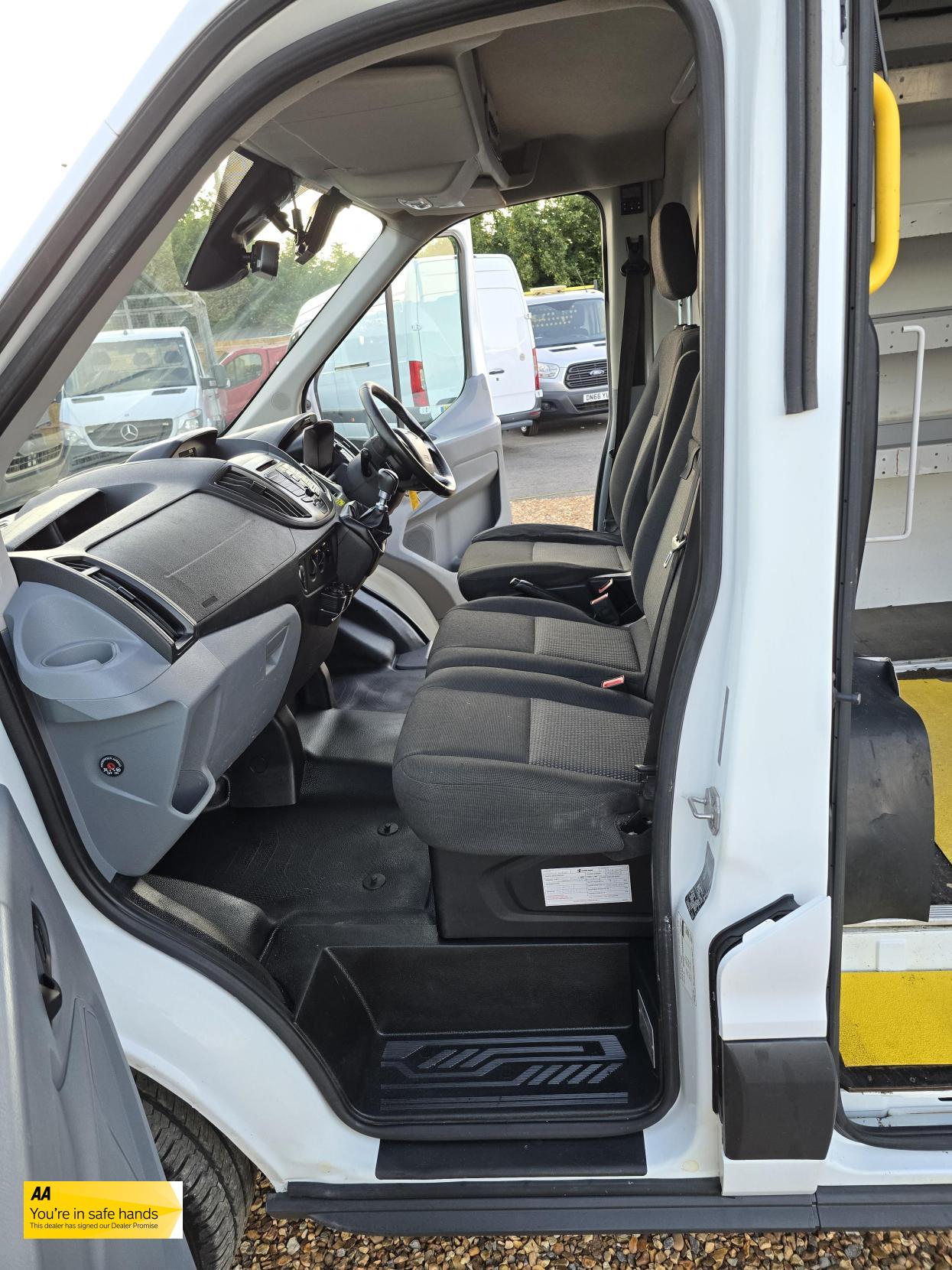 Ford Transit 2.0 350 EcoBlue Panel Van 5dr Diesel Manual RWD L2 H3 Euro 6 (130 ps)