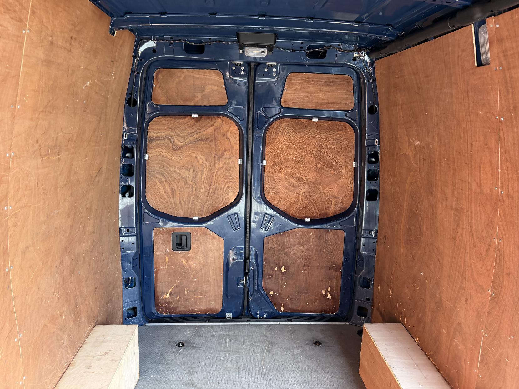 Mercedes-Benz Sprinter 2.1 314 CDI Panel Van 5dr Diesel Manual RWD L2 H2 Euro 6 (143 ps)