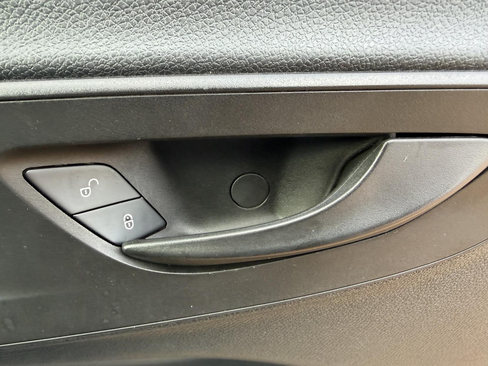 Mercedes-Benz Sprinter 2.1 314 CDI Panel Van 5dr Diesel Manual RWD L2 H2 Euro 6 (143 ps)