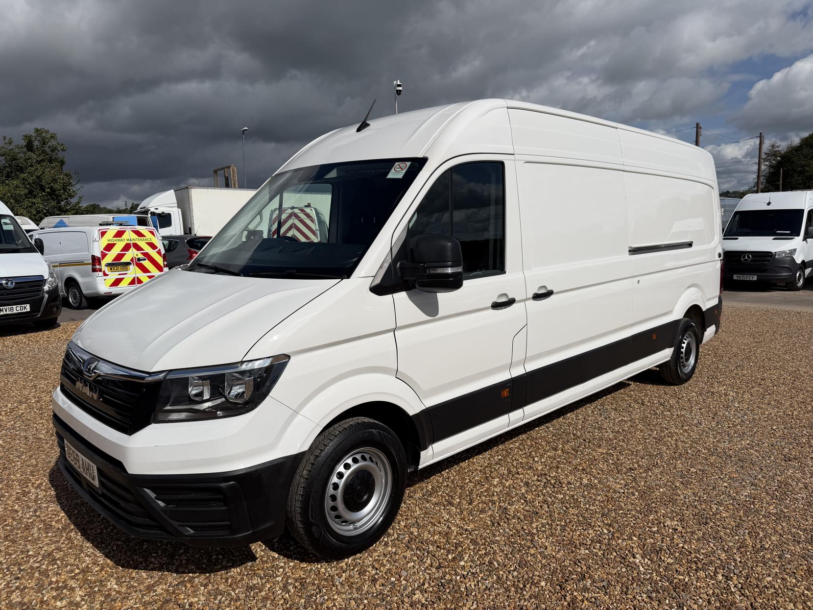 2019 MAN TGE 2.0 3140d Panel Van 5dr Diesel Manual FWD LWB High Roof Euro 6 (s/s) (140 ps) - Thumbnail 7