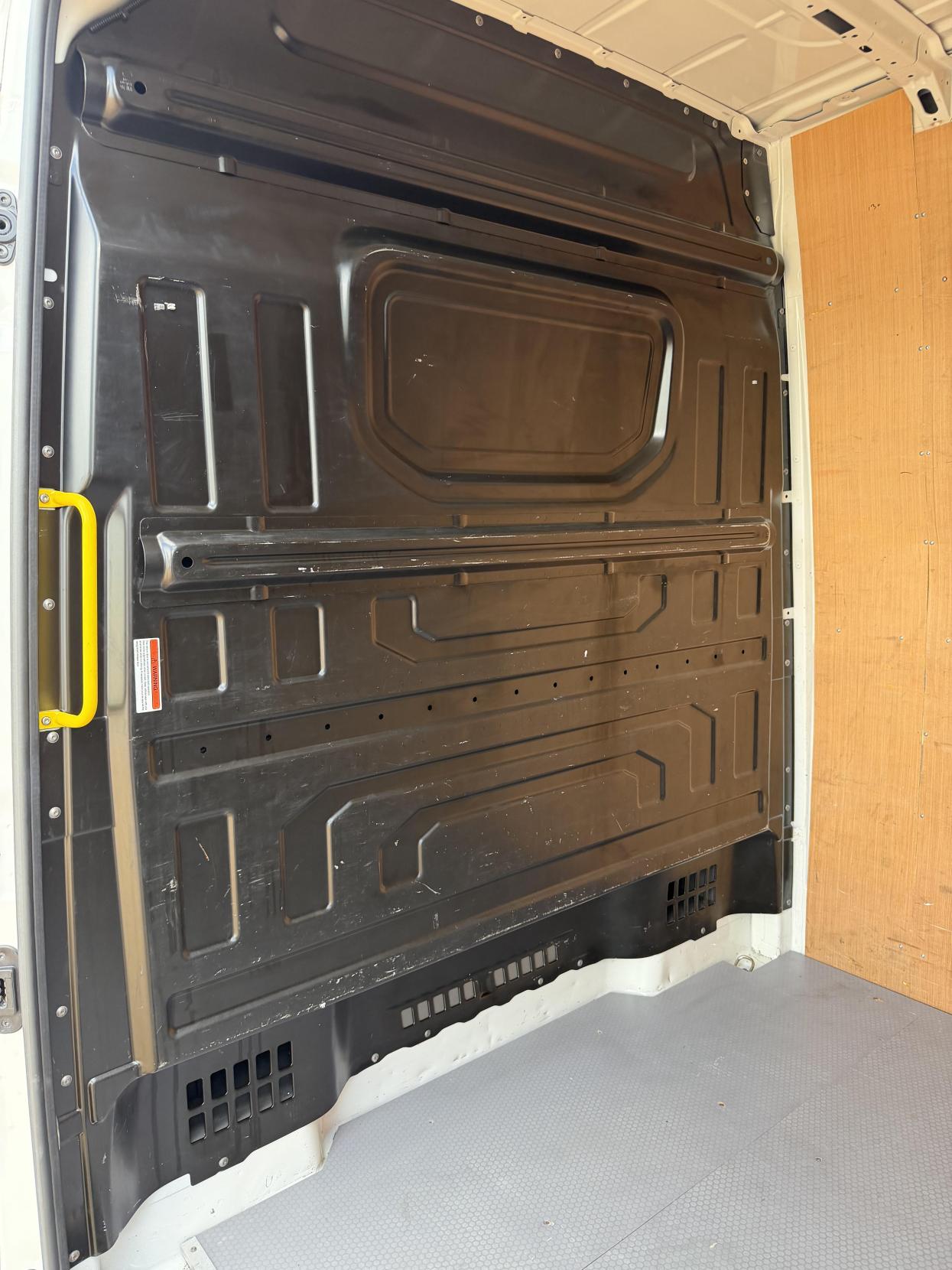 2019 MAN TGE 2.0 3140d Panel Van 5dr Diesel Manual FWD LWB High Roof Euro 6 (s/s) (140 ps) - Thumbnail 33