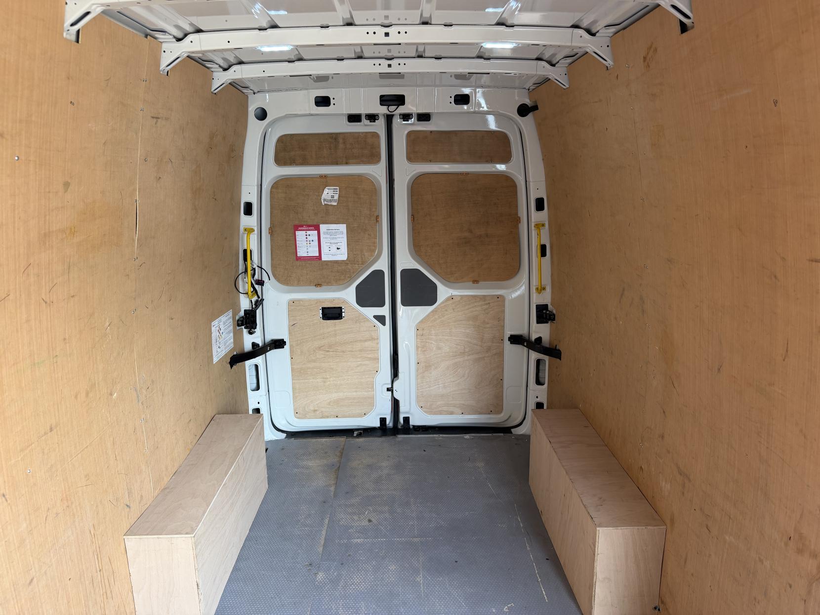 2019 MAN TGE 2.0 3140d Panel Van 5dr Diesel Manual FWD LWB High Roof Euro 6 (s/s) (140 ps) - Thumbnail 35
