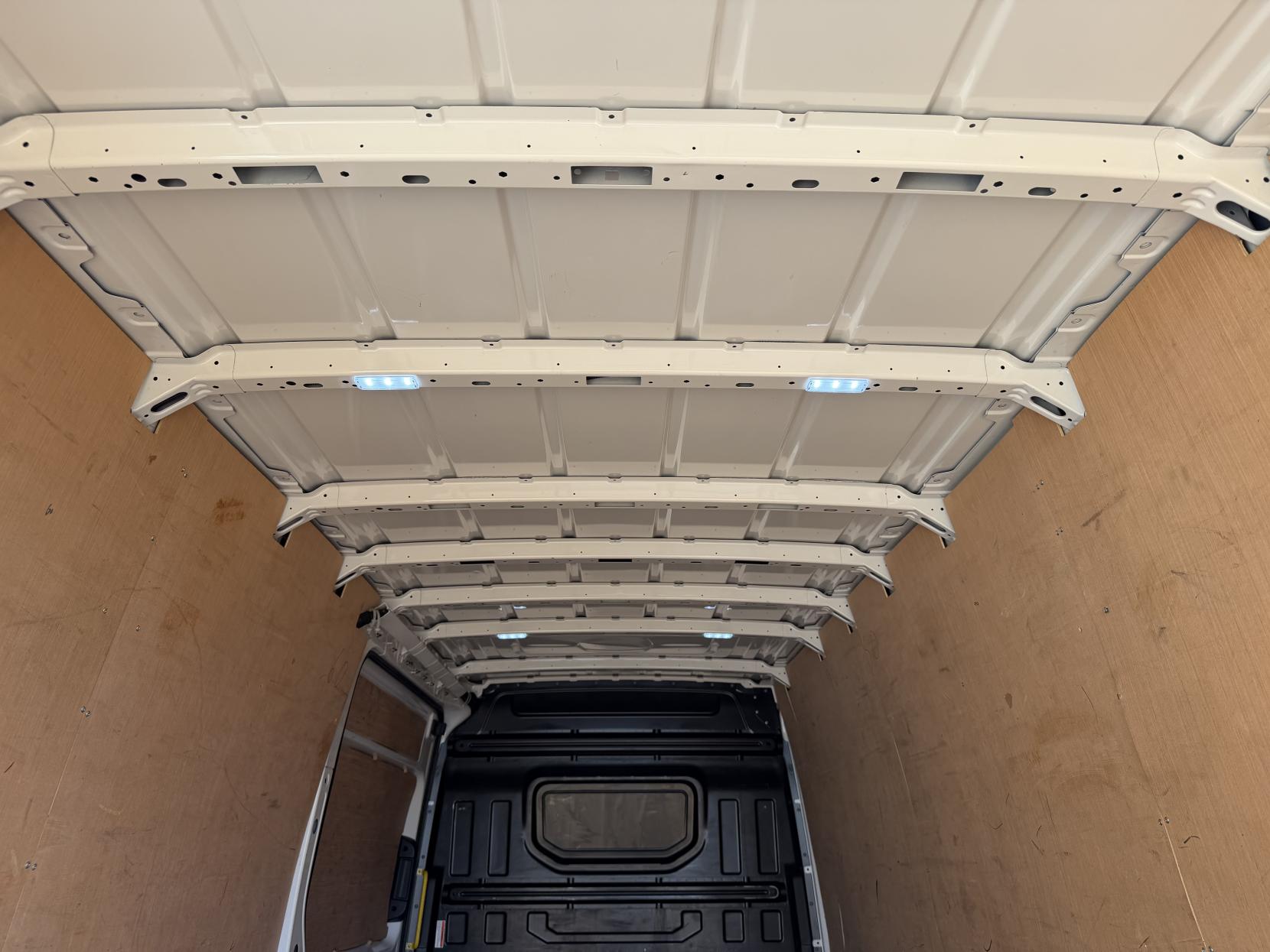 2019 MAN TGE 2.0 3140d Panel Van 5dr Diesel Manual FWD LWB High Roof Euro 6 (s/s) (140 ps) - Thumbnail 41