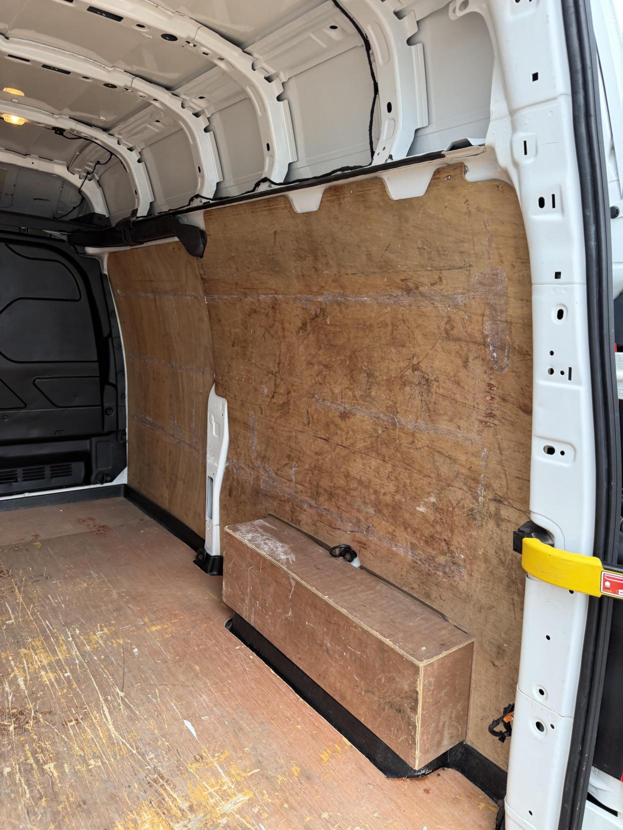 Ford Transit Custom 2.0 300 EcoBlue Trend Panel Van 5dr Diesel Manual L2 H2 Euro 6 (105 ps)