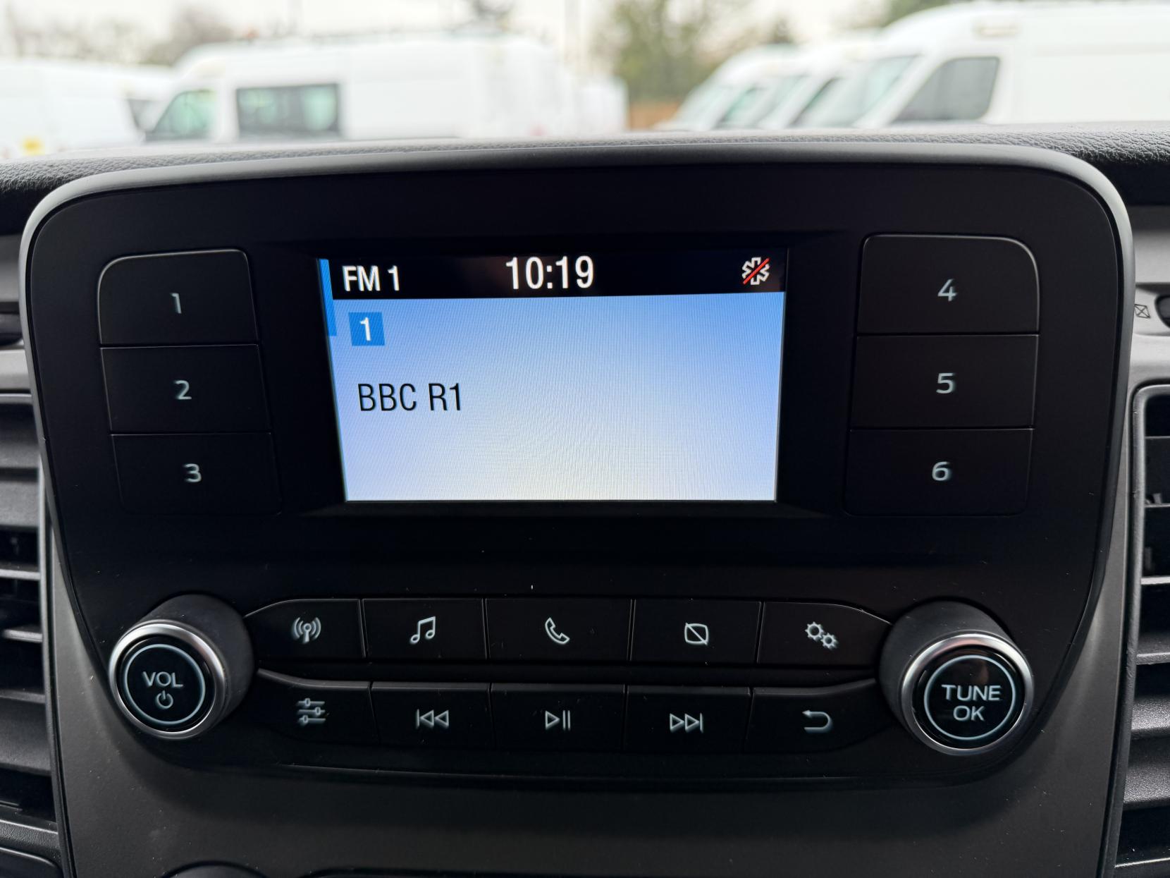 Ford Transit Custom 2.0 300 EcoBlue Trend Panel Van 5dr Diesel Manual L2 H2 Euro 6 (105 ps)