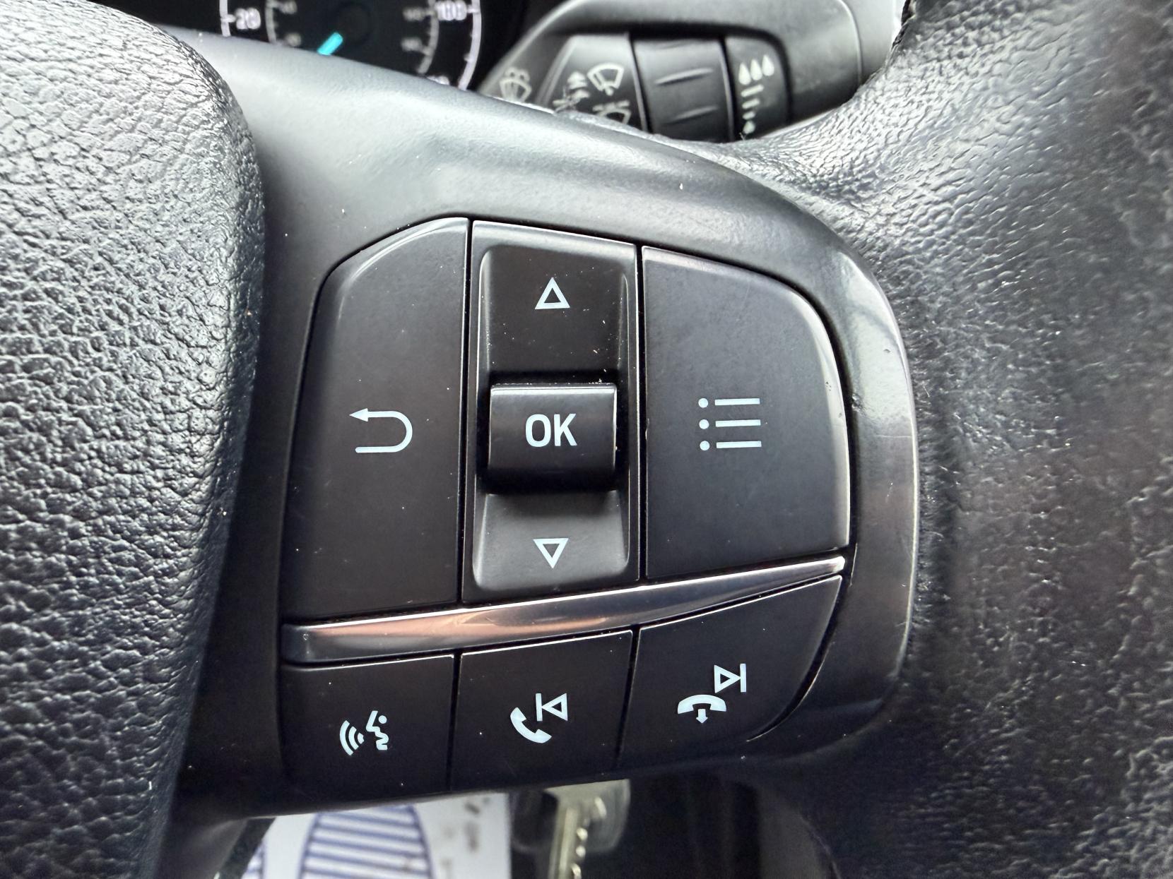 Ford Transit Custom 2.0 300 EcoBlue Trend Panel Van 5dr Diesel Manual L2 H2 Euro 6 (105 ps)