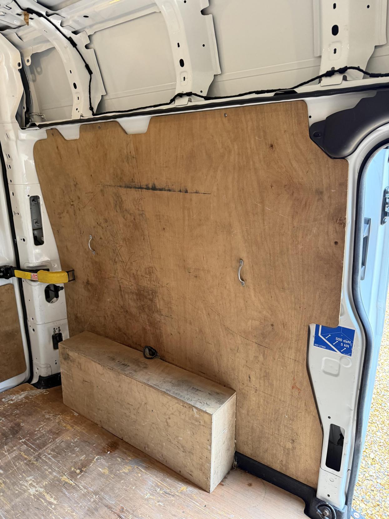 Ford Transit Custom 2.0 300 EcoBlue Trend Panel Van 5dr Diesel Manual L2 H2 Euro 6 (105 ps)