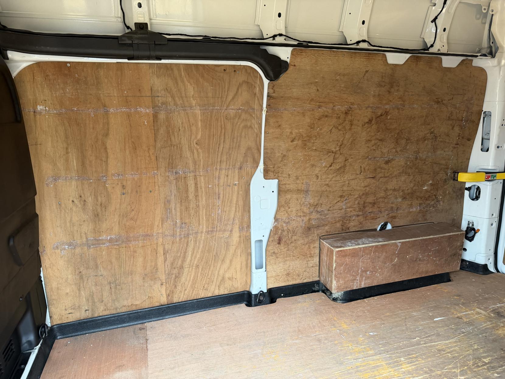 Ford Transit Custom 2.0 300 EcoBlue Trend Panel Van 5dr Diesel Manual L2 H2 Euro 6 (105 ps)