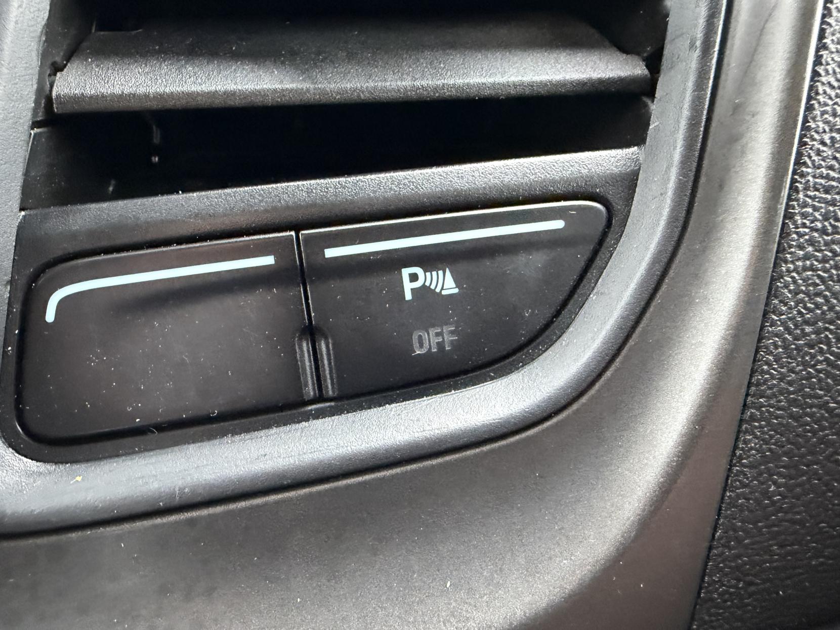 Ford Transit Custom 2.0 300 EcoBlue Trend Panel Van 5dr Diesel Manual L2 H2 Euro 6 (105 ps)