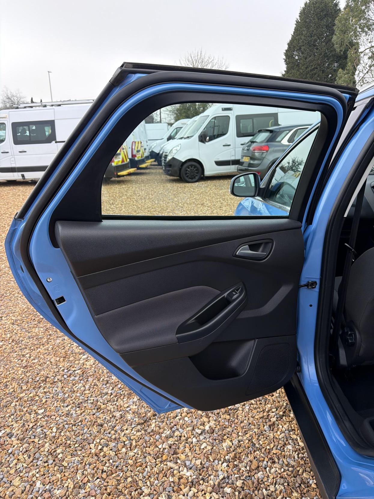 Ford Focus 1.0T EcoBoost Titanium Estate 5dr Petrol Auto Euro 6 (s/s) (125 ps)