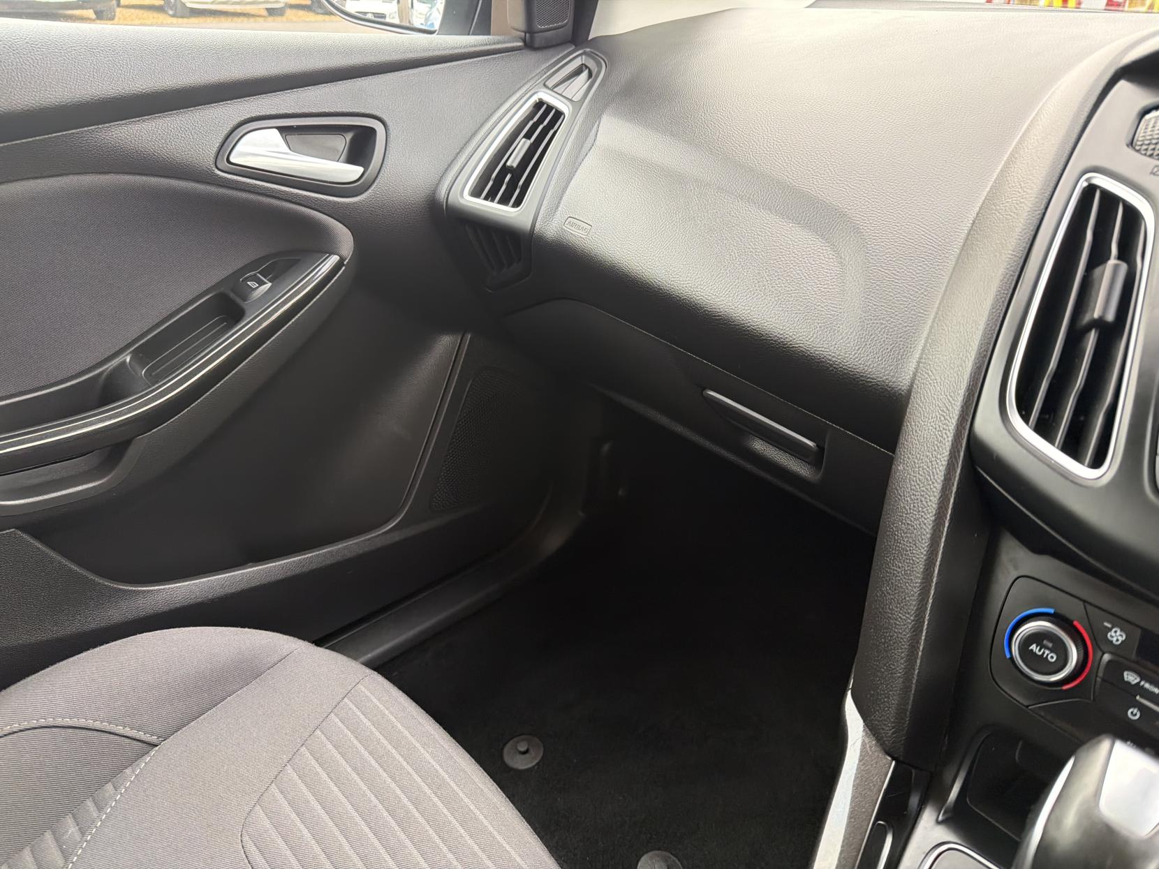 Ford Focus 1.0T EcoBoost Titanium Estate 5dr Petrol Auto Euro 6 (s/s) (125 ps)