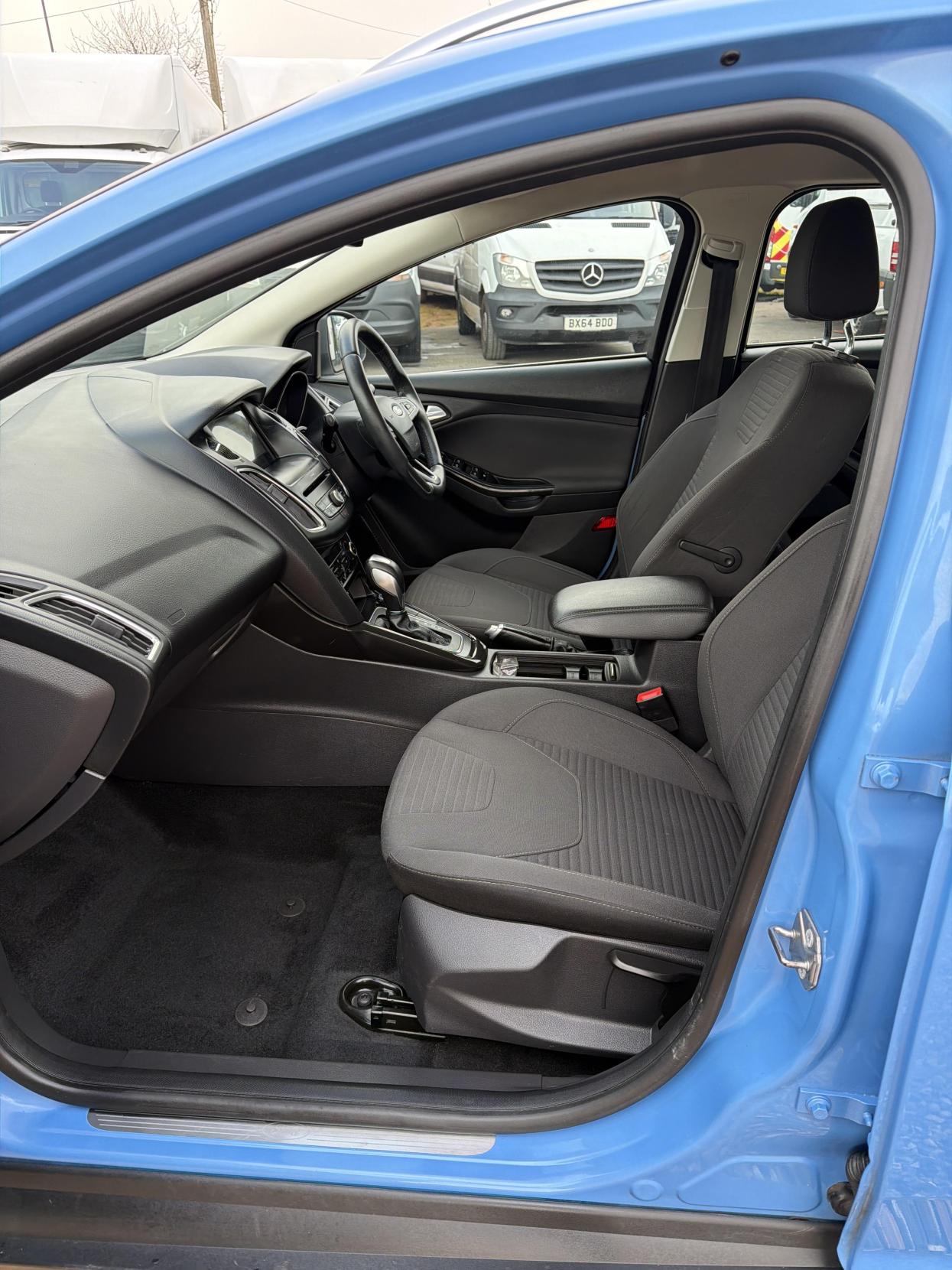 Ford Focus 1.0T EcoBoost Titanium Estate 5dr Petrol Auto Euro 6 (s/s) (125 ps)