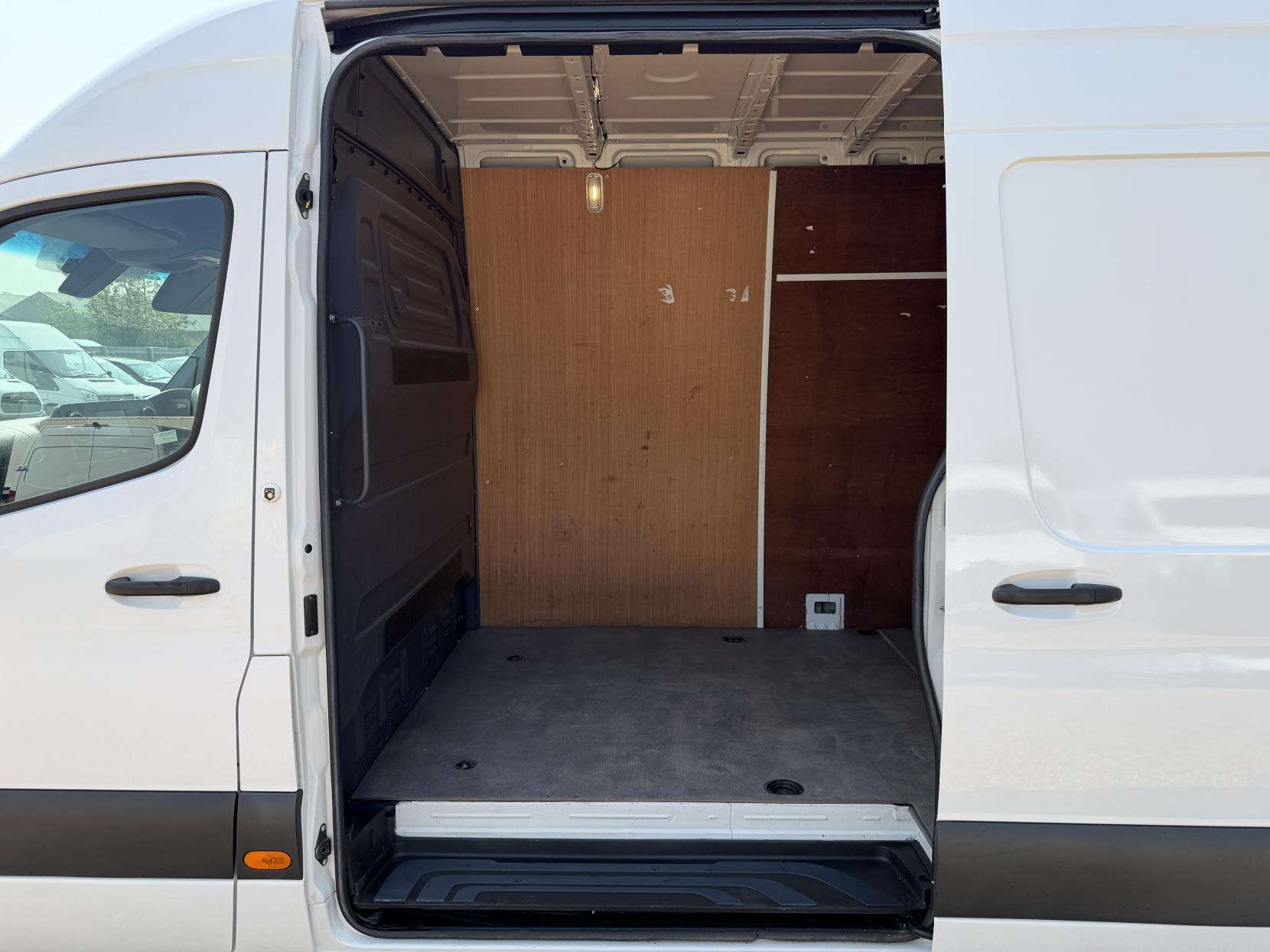 2020 Mercedes-Benz Sprinter 2.1 311 CDI Panel Van 5dr Diesel Manual RWD L3 H2 Euro 6 (114 ps) - Thumbnail 20