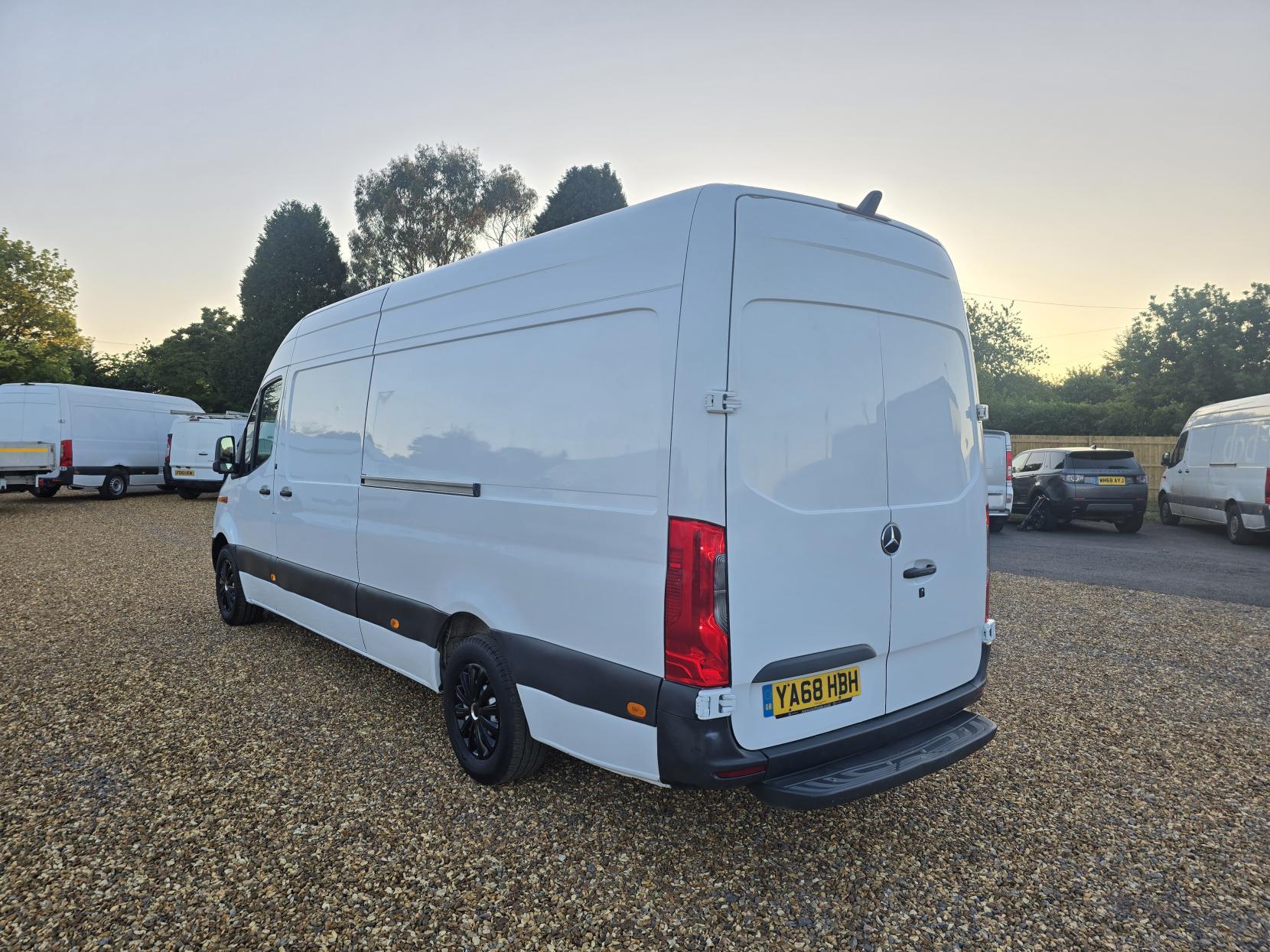 Mercedes-Benz Sprinter 2.1 311 CDI Panel Van 5dr Diesel Manual RWD L3 H2 Euro 6 (114 ps)