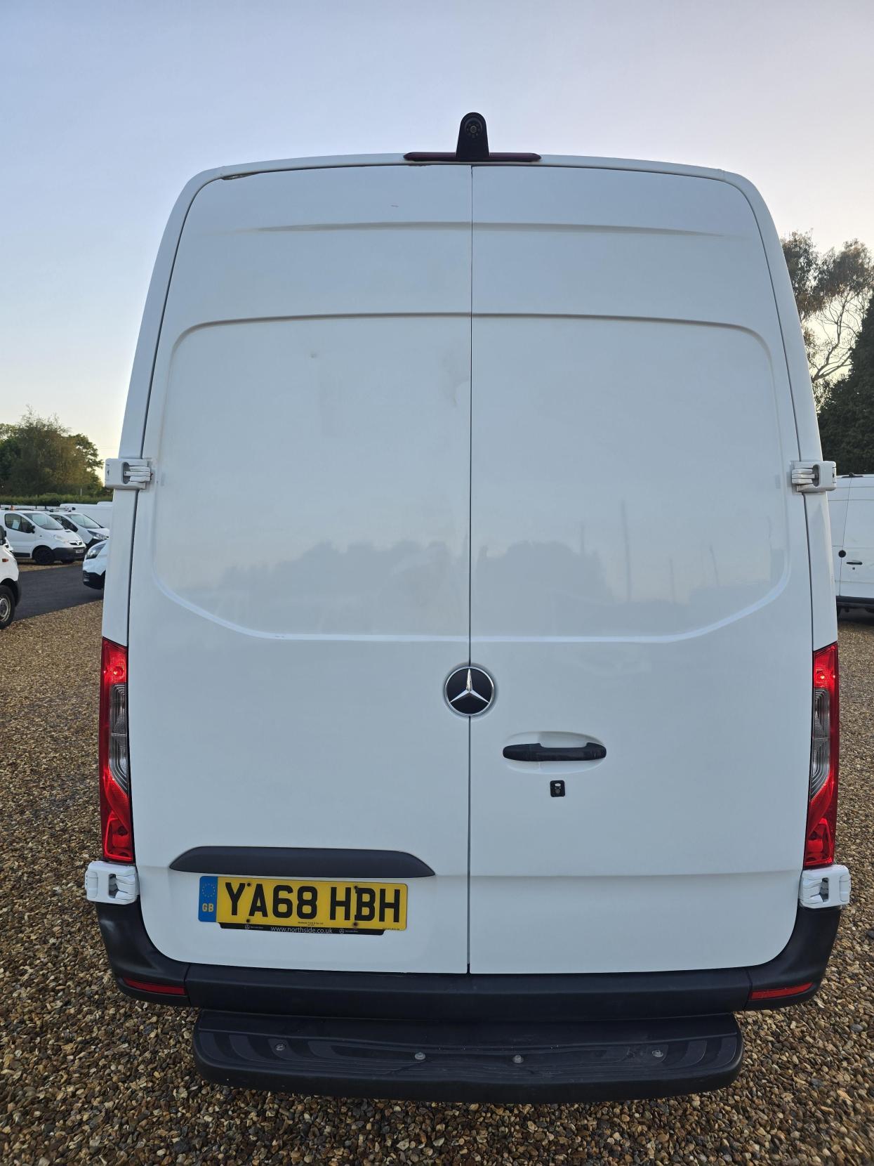 Mercedes-Benz Sprinter 2.1 311 CDI Panel Van 5dr Diesel Manual RWD L3 H2 Euro 6 (114 ps)