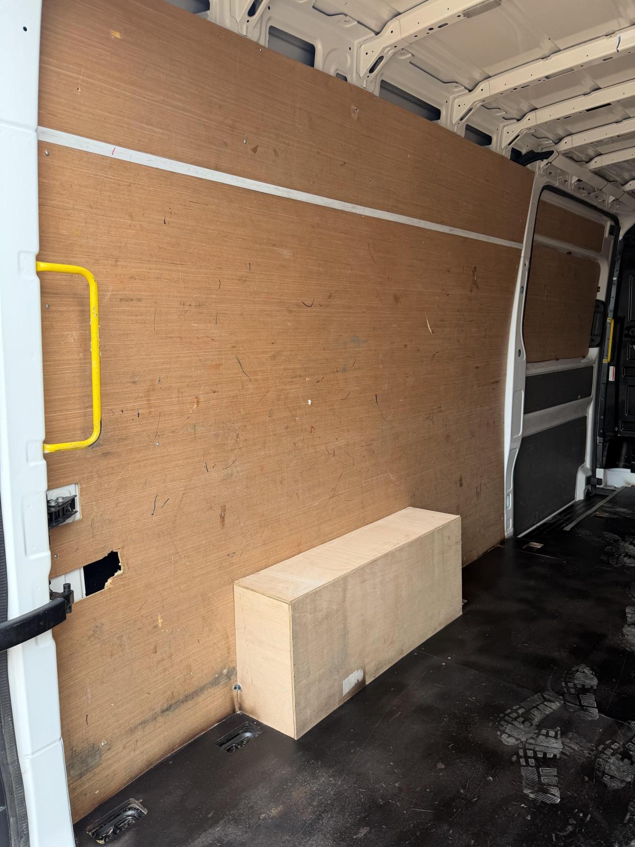 2020 MAN TGE 2.0 3140d Panel Van 5dr Diesel Manual FWD LWB High Roof Euro 6 (s/s) (140 ps) - Thumbnail 37