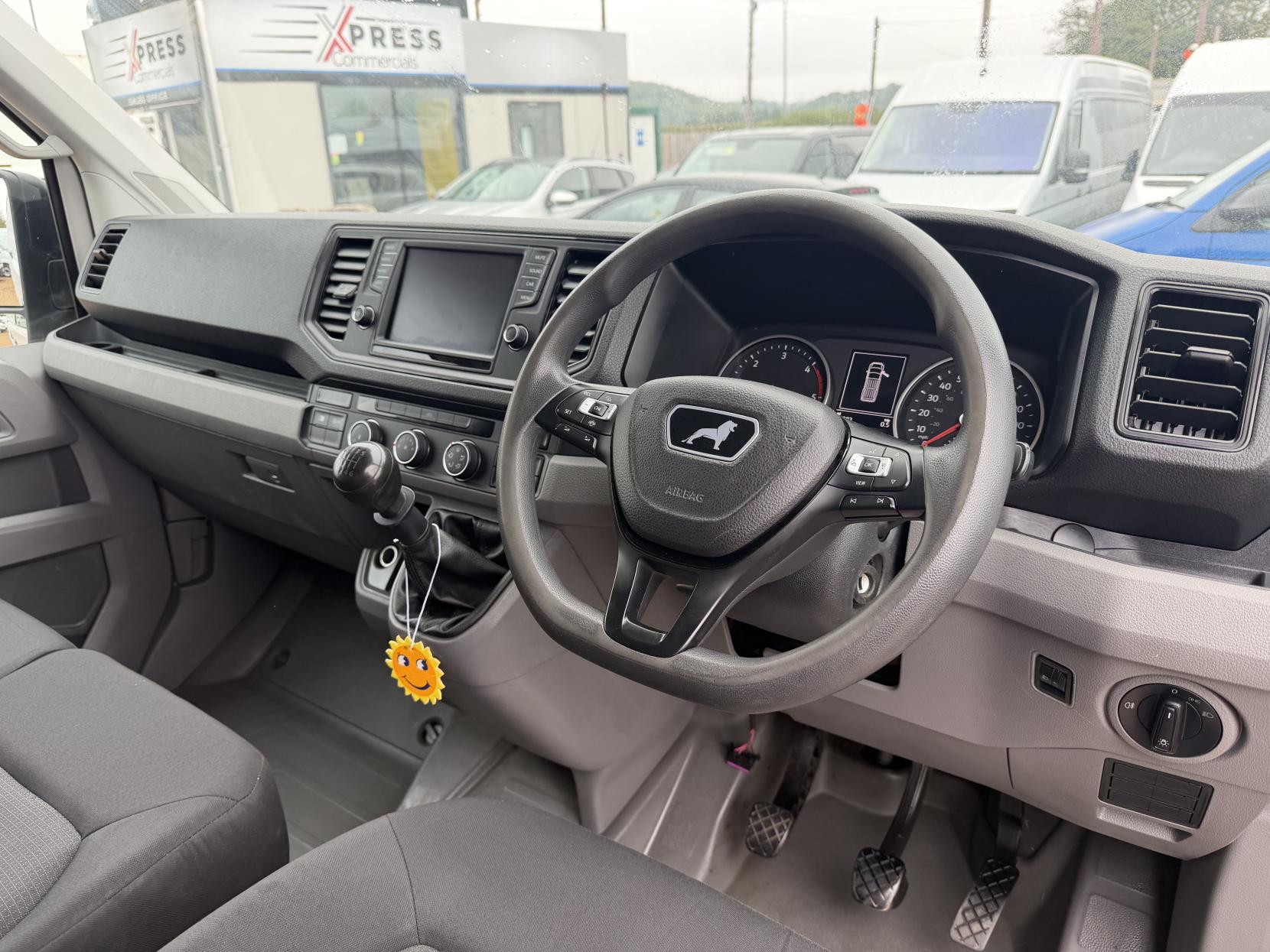 2020 MAN TGE 2.0 3140d Panel Van 5dr Diesel Manual FWD LWB High Roof Euro 6 (s/s) (140 ps) - Thumbnail 2