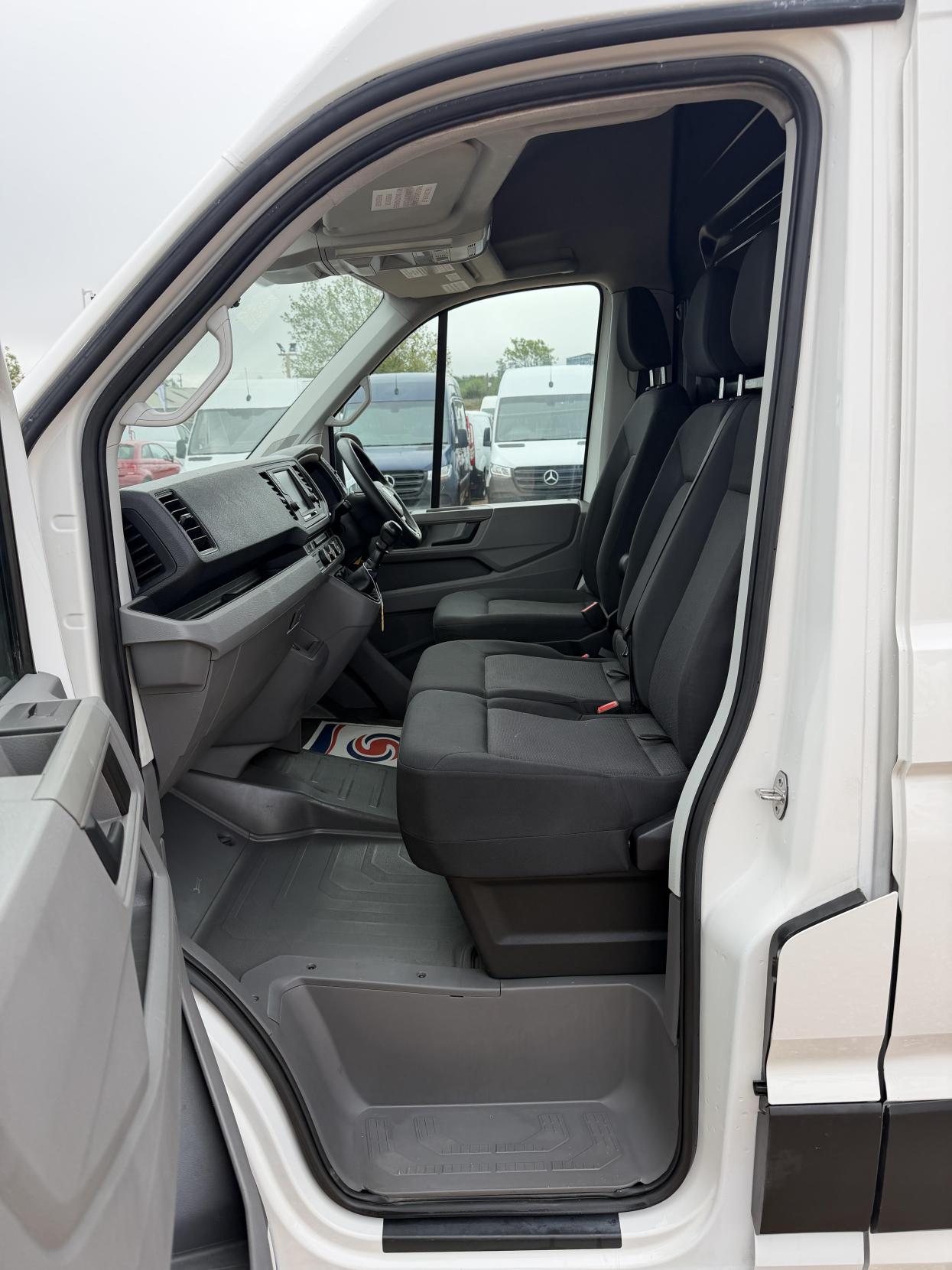 2020 MAN TGE 2.0 3140d Panel Van 5dr Diesel Manual FWD LWB High Roof Euro 6 (s/s) (140 ps) - Thumbnail 28