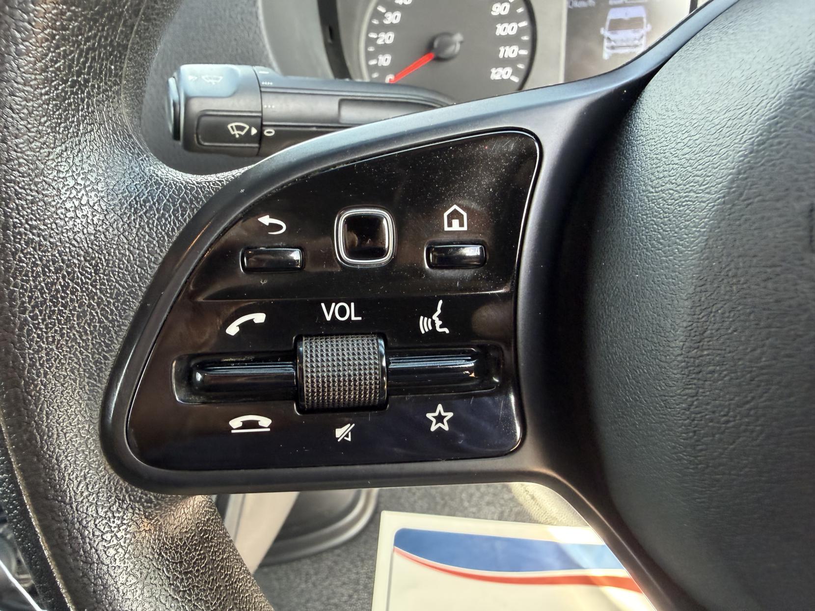 2020 Mercedes-Benz Sprinter 2.1 314 CDI Premium Panel Van 5dr Diesel Manual FWD L2 H2 Euro 6 (s/s) (143 ps) - Thumbnail 23