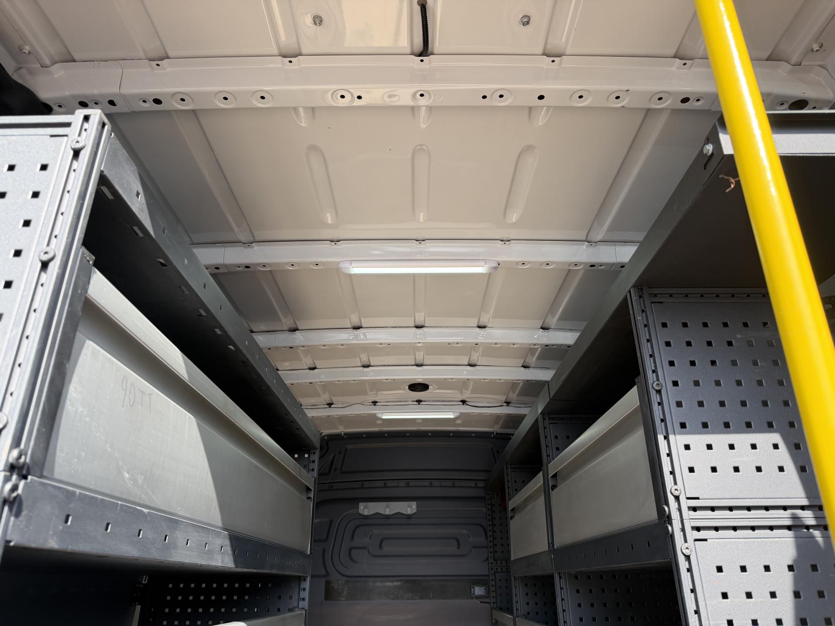 2020 Mercedes-Benz Sprinter 2.1 314 CDI Premium Panel Van 5dr Diesel Manual FWD L2 H2 Euro 6 (s/s) (143 ps) - Thumbnail 49