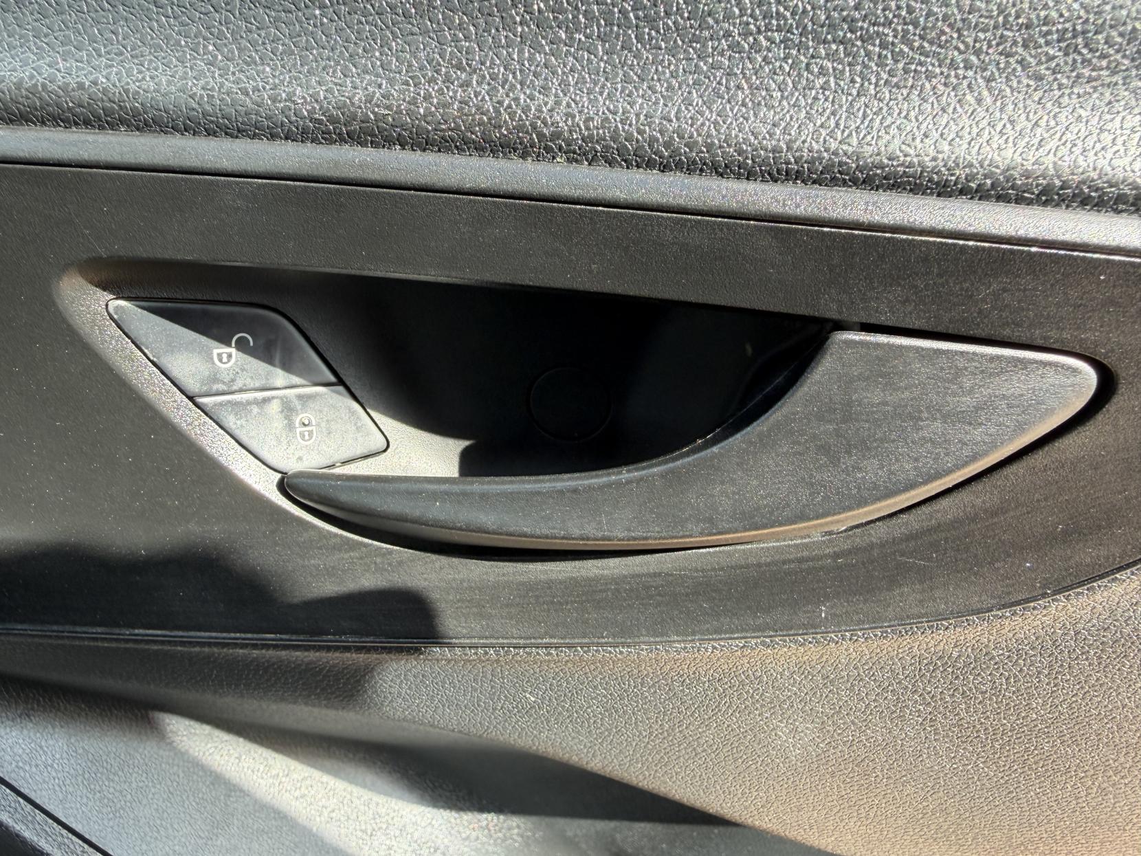 2020 Mercedes-Benz Sprinter 2.1 314 CDI Premium Panel Van 5dr Diesel Manual FWD L2 H2 Euro 6 (s/s) (143 ps) - Thumbnail 18