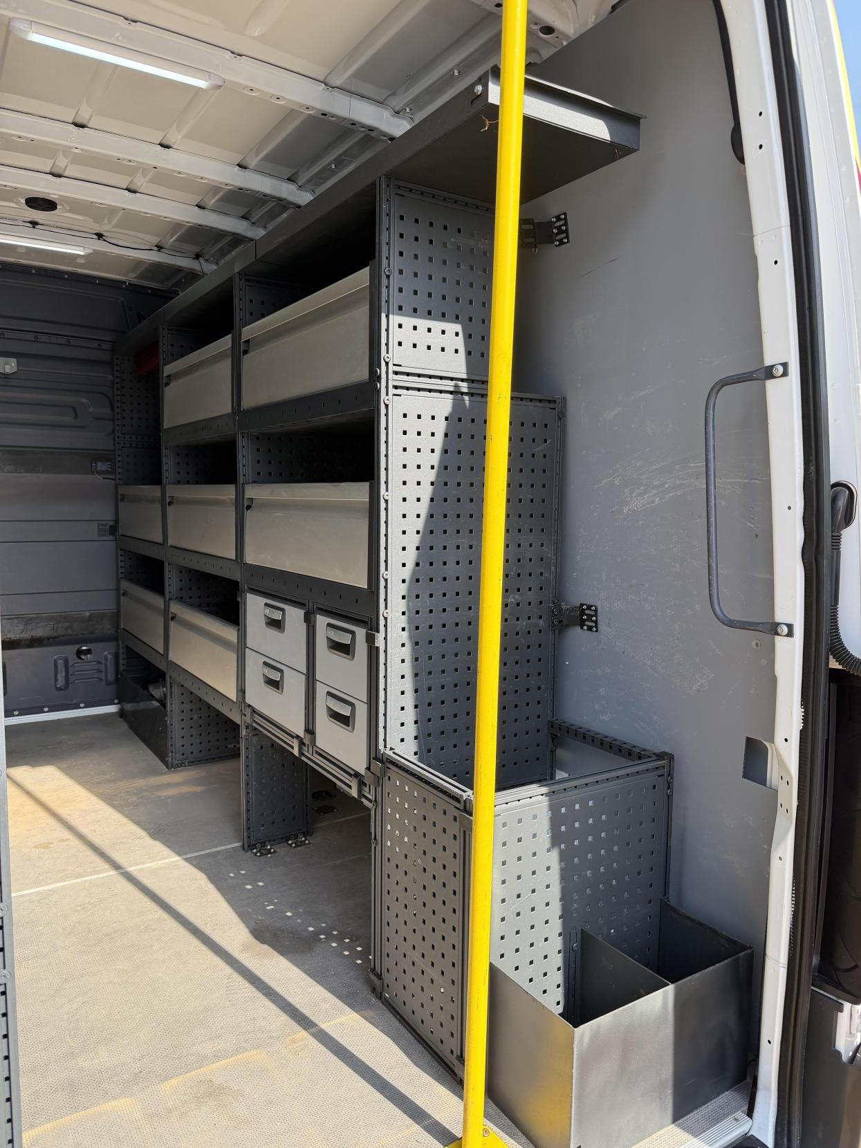 2020 Mercedes-Benz Sprinter 2.1 314 CDI Premium Panel Van 5dr Diesel Manual FWD L2 H2 Euro 6 (s/s) (143 ps) - Thumbnail 48
