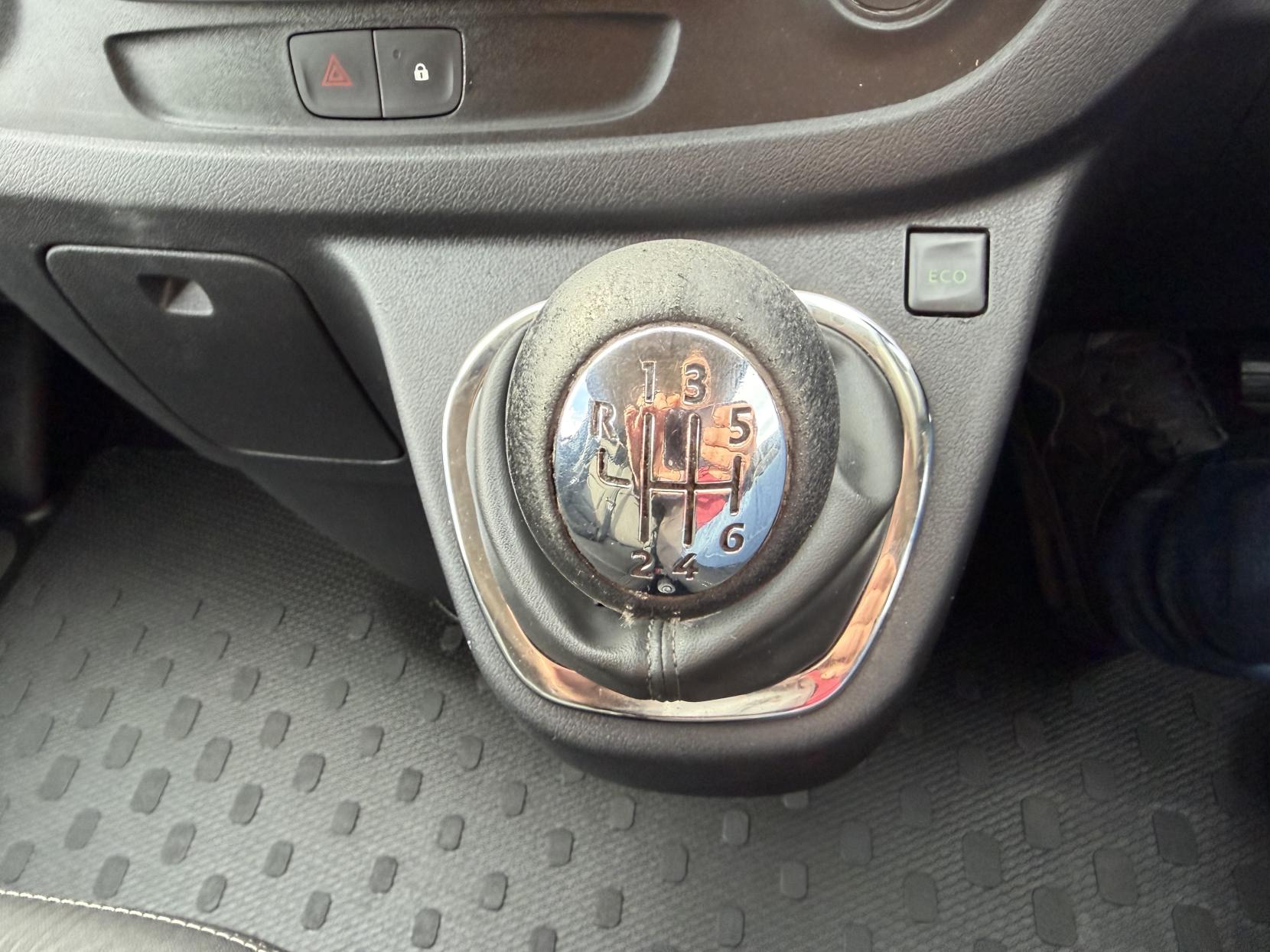 Renault Trafic 1.6 dCi ENERGY 27 Sport Panel Van 5dr Diesel Manual SWB Standard Roof Euro 5 (s/s) (120 ps)