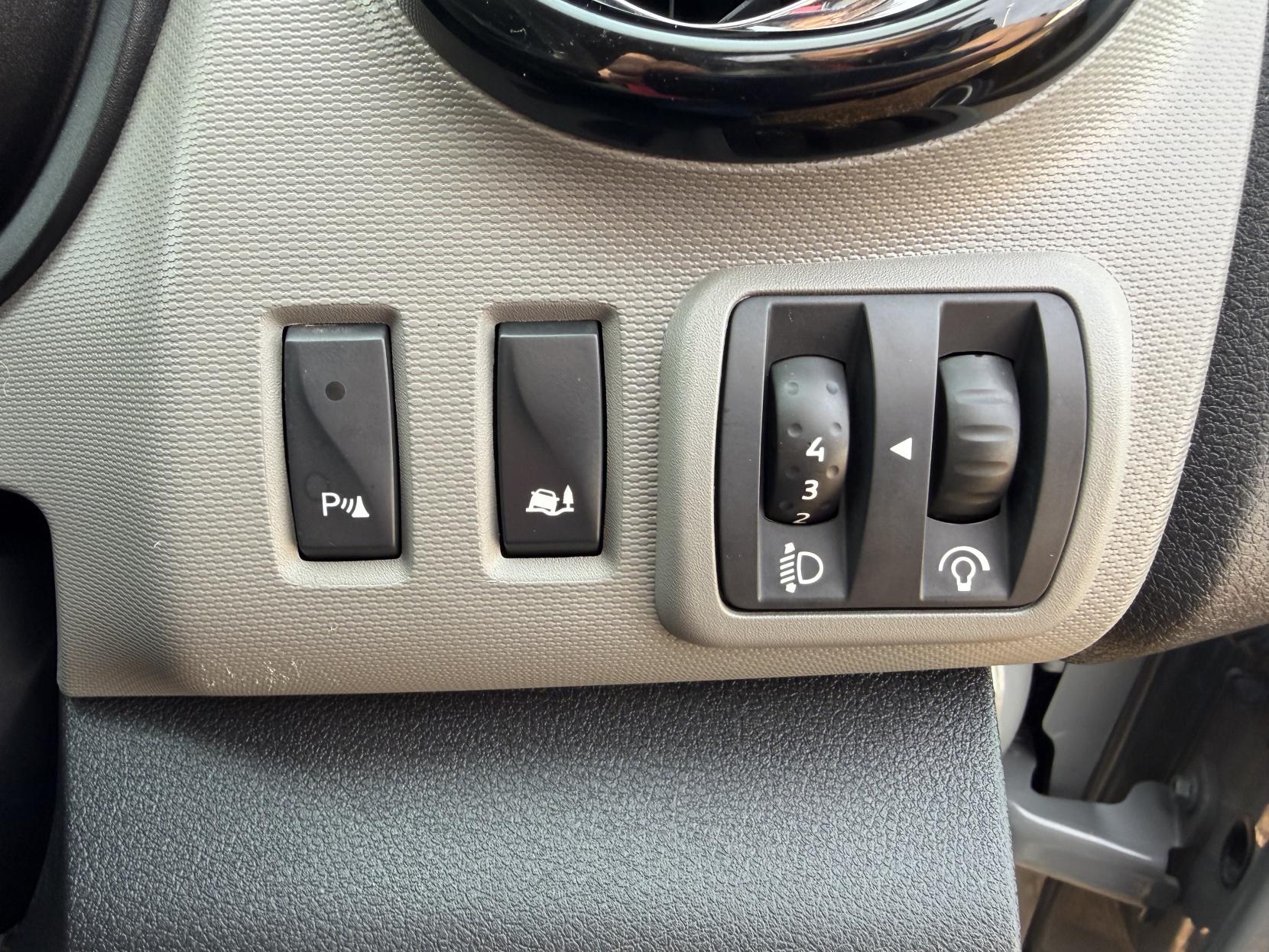 Renault Trafic 1.6 dCi ENERGY 27 Sport Panel Van 5dr Diesel Manual SWB Standard Roof Euro 5 (s/s) (120 ps)