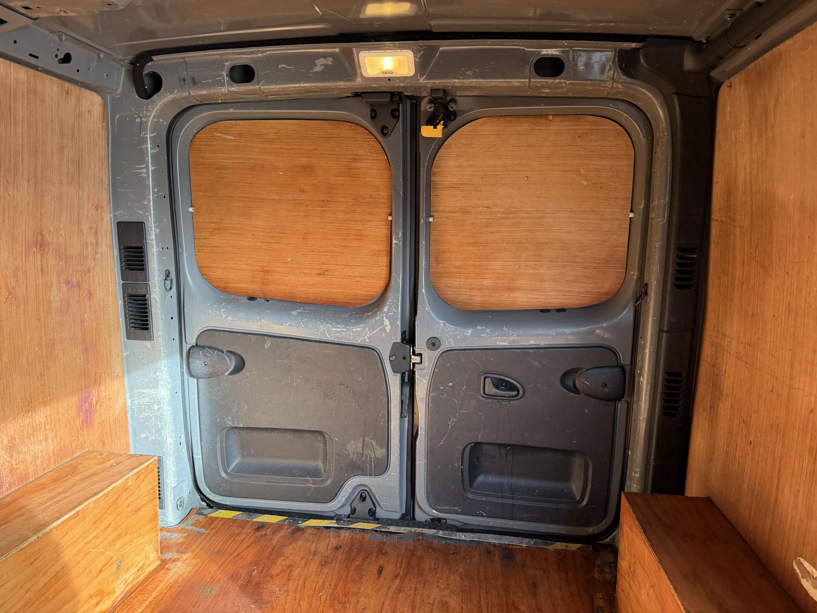 Renault Trafic 1.6 dCi ENERGY 27 Sport Panel Van 5dr Diesel Manual SWB Standard Roof Euro 5 (s/s) (120 ps)