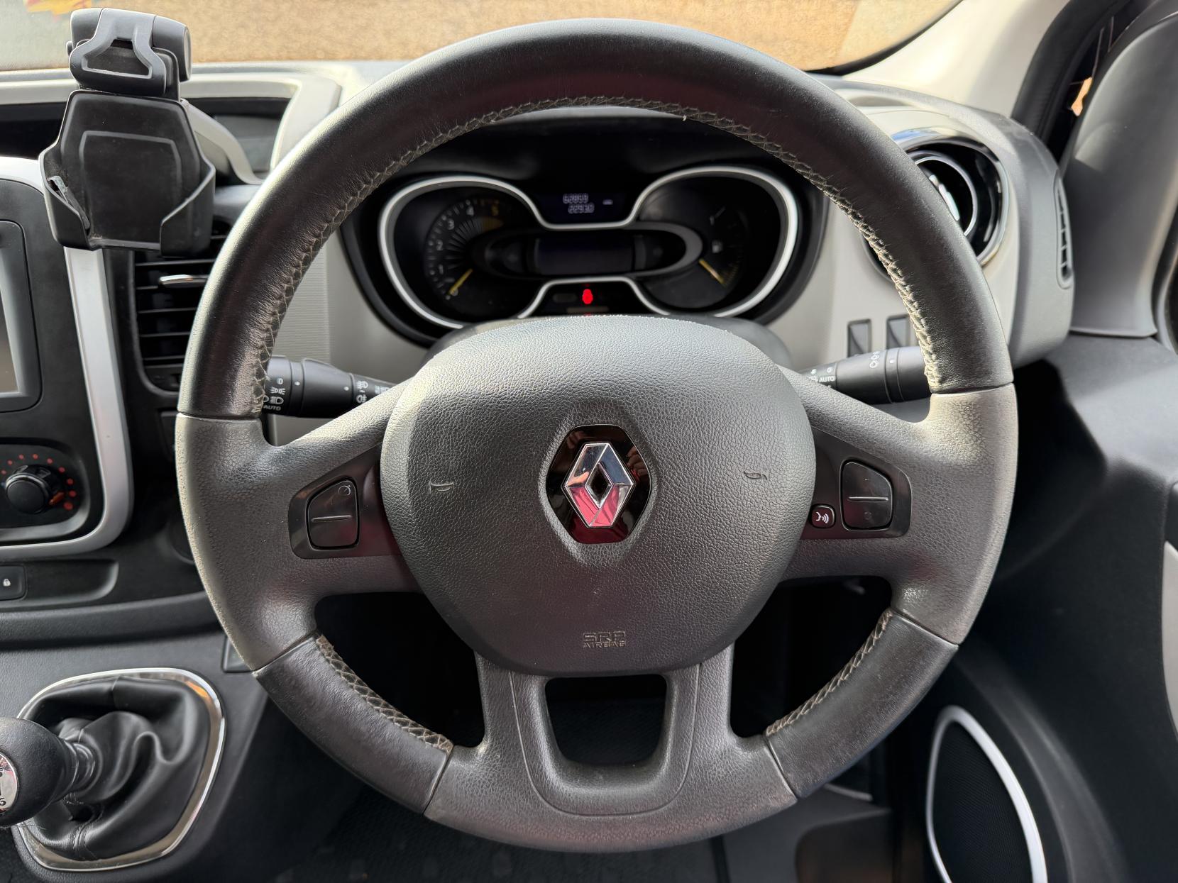 Renault Trafic 1.6 dCi ENERGY 27 Sport Panel Van 5dr Diesel Manual SWB Standard Roof Euro 5 (s/s) (120 ps)