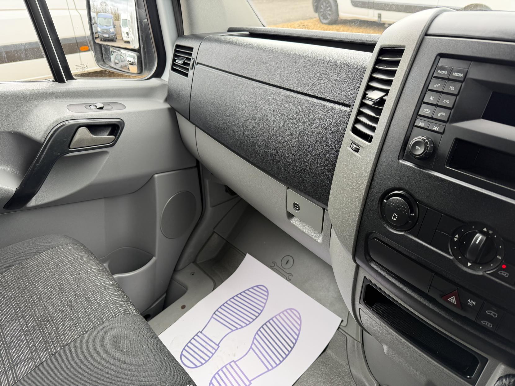 Mercedes-Benz Sprinter 2.1 313 CDi Panel Van 4dr Diesel Manual RWD L3 H3 (129 bhp)