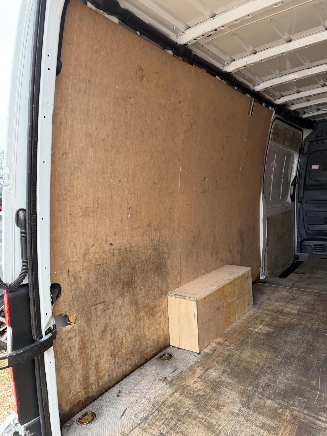 Mercedes-Benz Sprinter 2.1 313 CDi Panel Van 4dr Diesel Manual RWD L3 H3 (129 bhp)