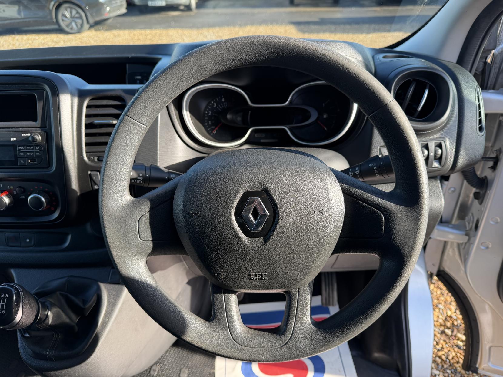 Renault Trafic 2.0 dCi ENERGY 30 Business+ Panel Van 5dr Diesel Manual SWB High Roof Euro 6 (s/s) (145 ps)