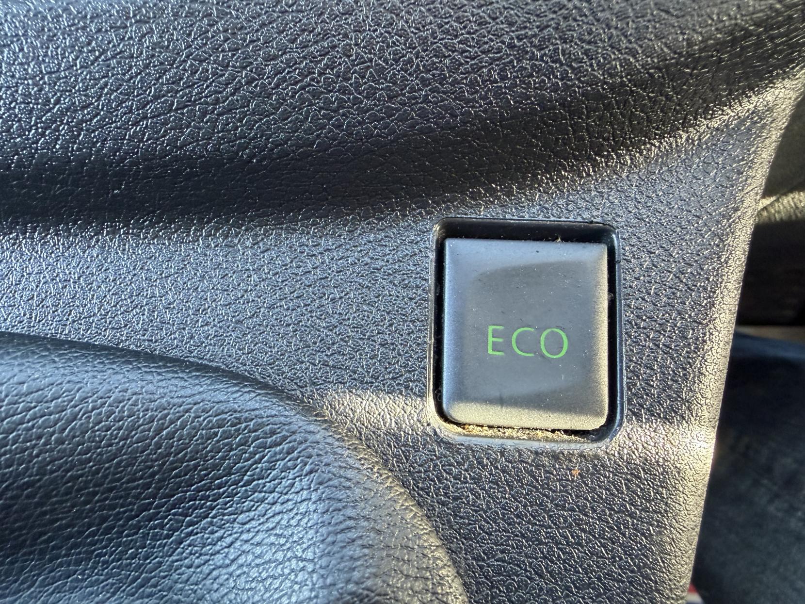 Renault Trafic 2.0 dCi ENERGY 30 Business+ Panel Van 5dr Diesel Manual SWB High Roof Euro 6 (s/s) (145 ps)