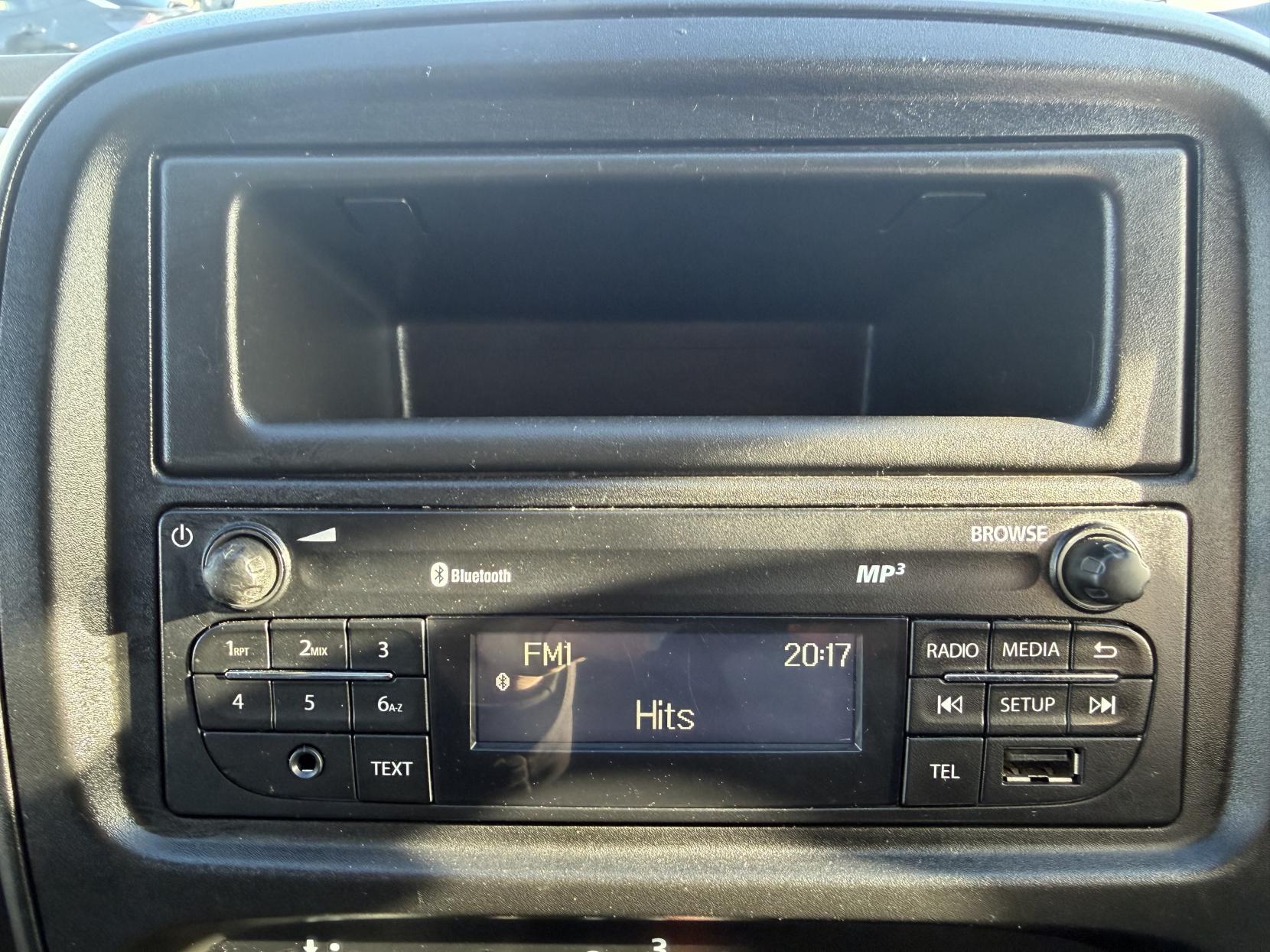 Renault Trafic 2.0 dCi ENERGY 30 Business+ Panel Van 5dr Diesel Manual SWB High Roof Euro 6 (s/s) (145 ps)