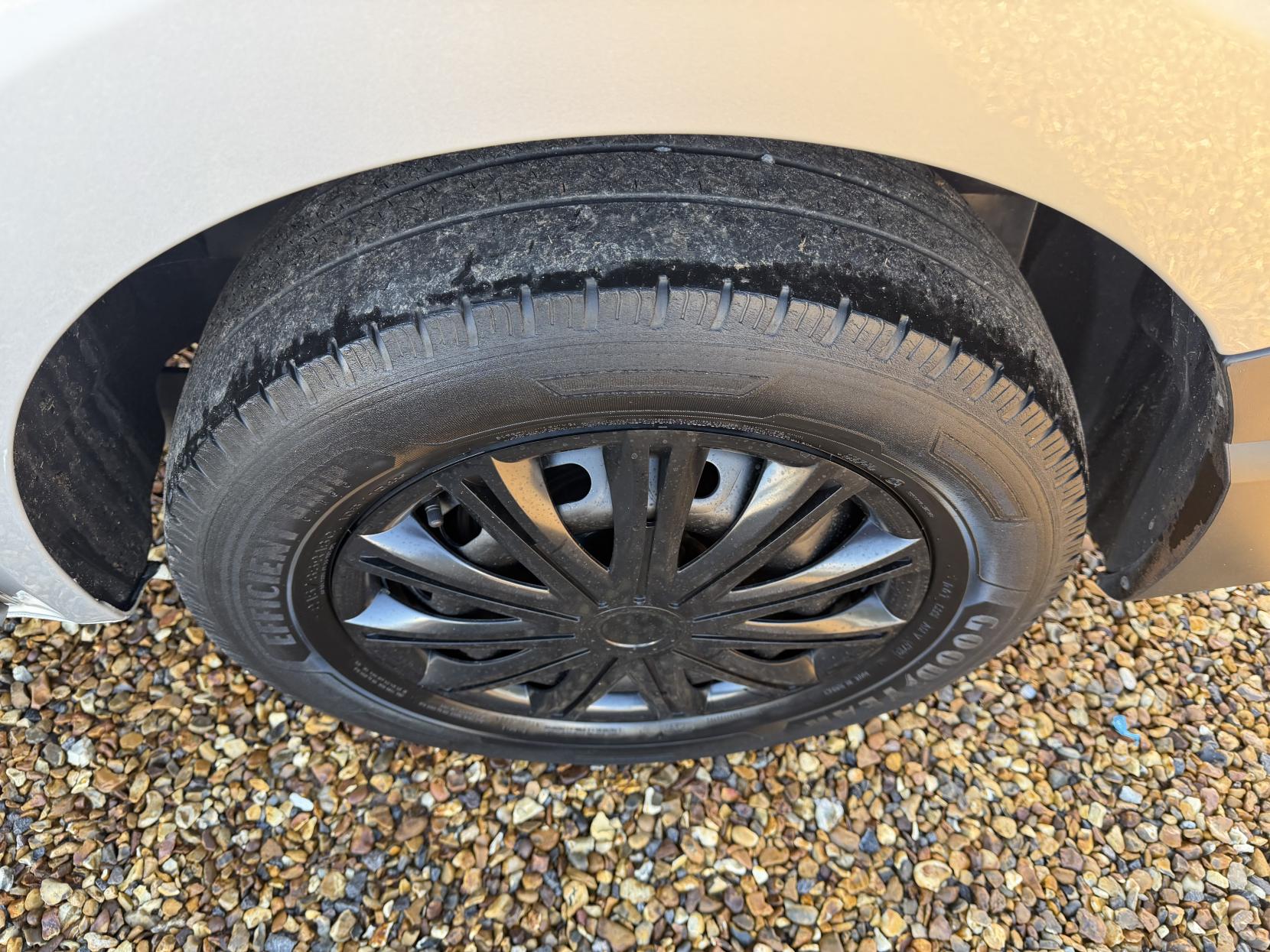 Renault Trafic 2.0 dCi ENERGY 30 Business+ Panel Van 5dr Diesel Manual SWB High Roof Euro 6 (s/s) (145 ps)