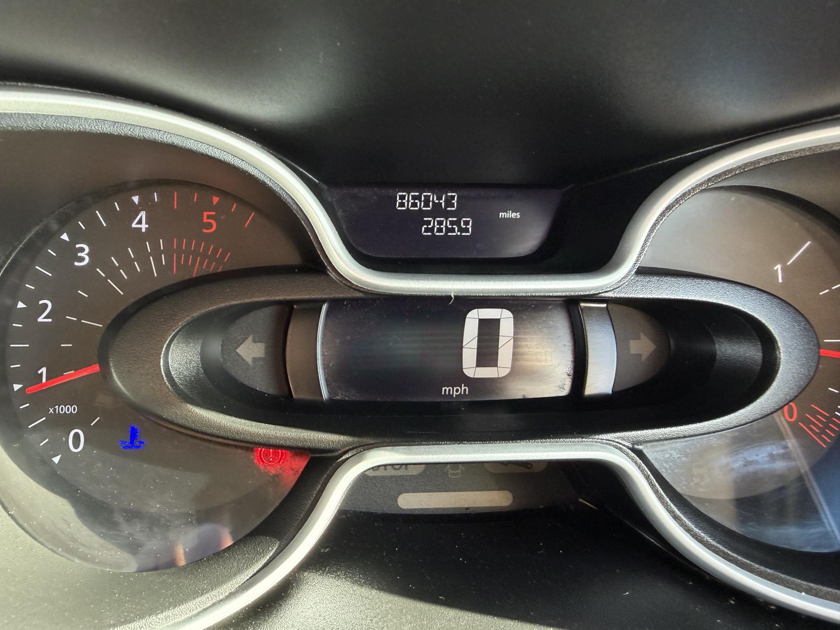 Renault Trafic 2.0 dCi ENERGY 30 Business+ Panel Van 5dr Diesel Manual SWB High Roof Euro 6 (s/s) (145 ps)