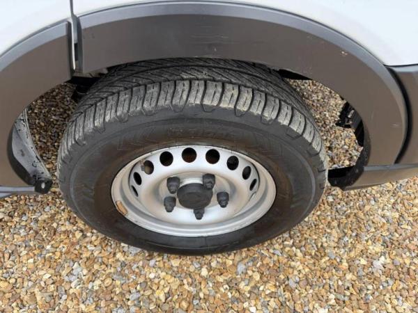 Ford Transit 2.0 350 EcoBlue Leader Panel Van 5dr Diesel Manual RWD L3 H3 Euro 6 (s/s) (130 ps)