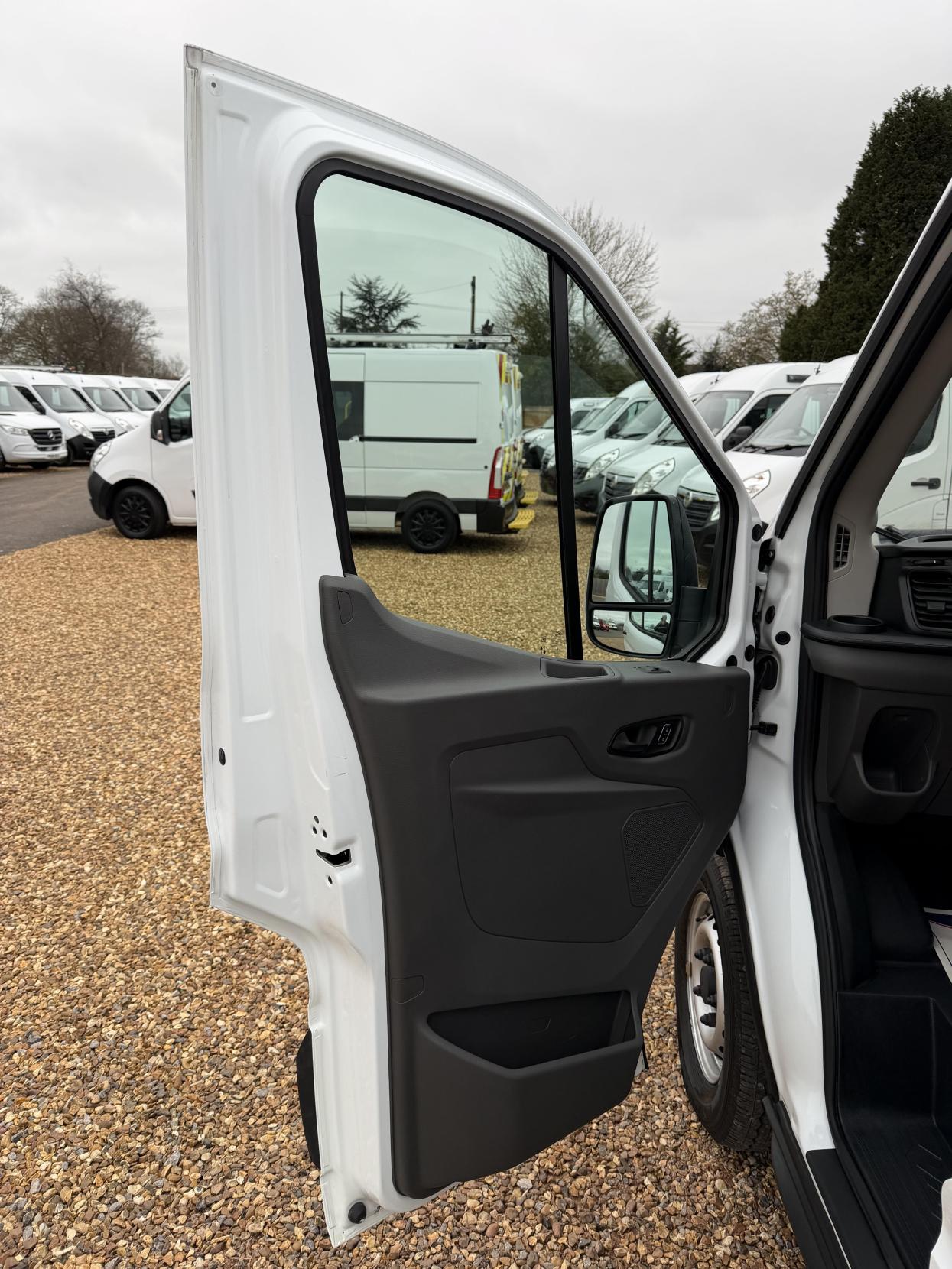 Ford Transit 2.0 350 EcoBlue Leader Panel Van 5dr Diesel Manual RWD L3 H3 Euro 6 (s/s) (130 ps)