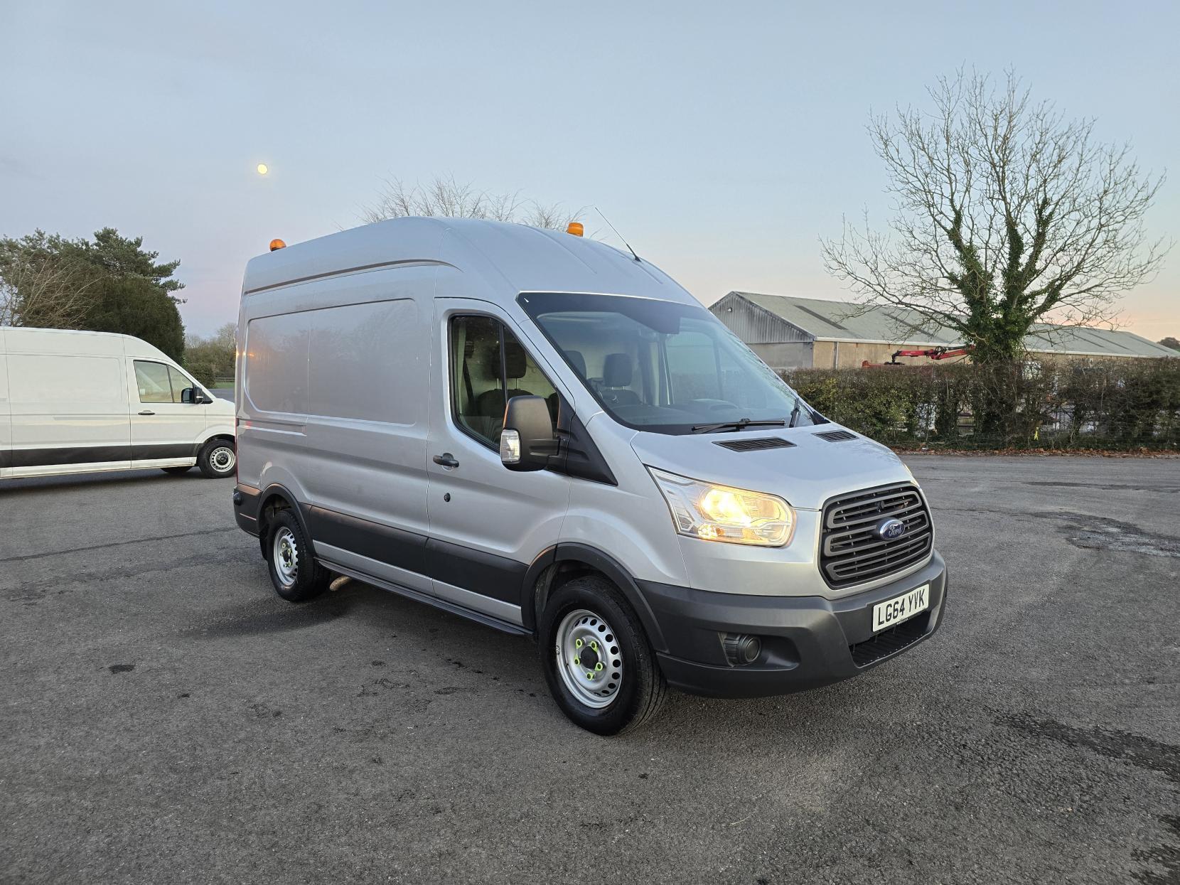 Ford Transit 2.2 TDCi 350 Panel Van 5dr Diesel Manual RWD L2 H3 Euro 5 (155 ps)