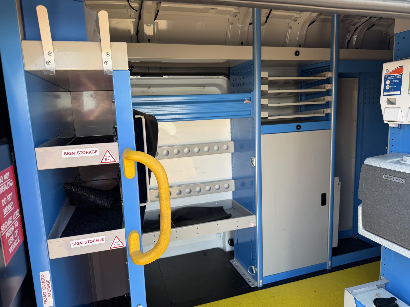2019 Ford Transit Custom 2.0 320 EcoBlue Panel Van 5dr Diesel Manual L2 H2 Euro 6 (130 ps) - Thumbnail 22