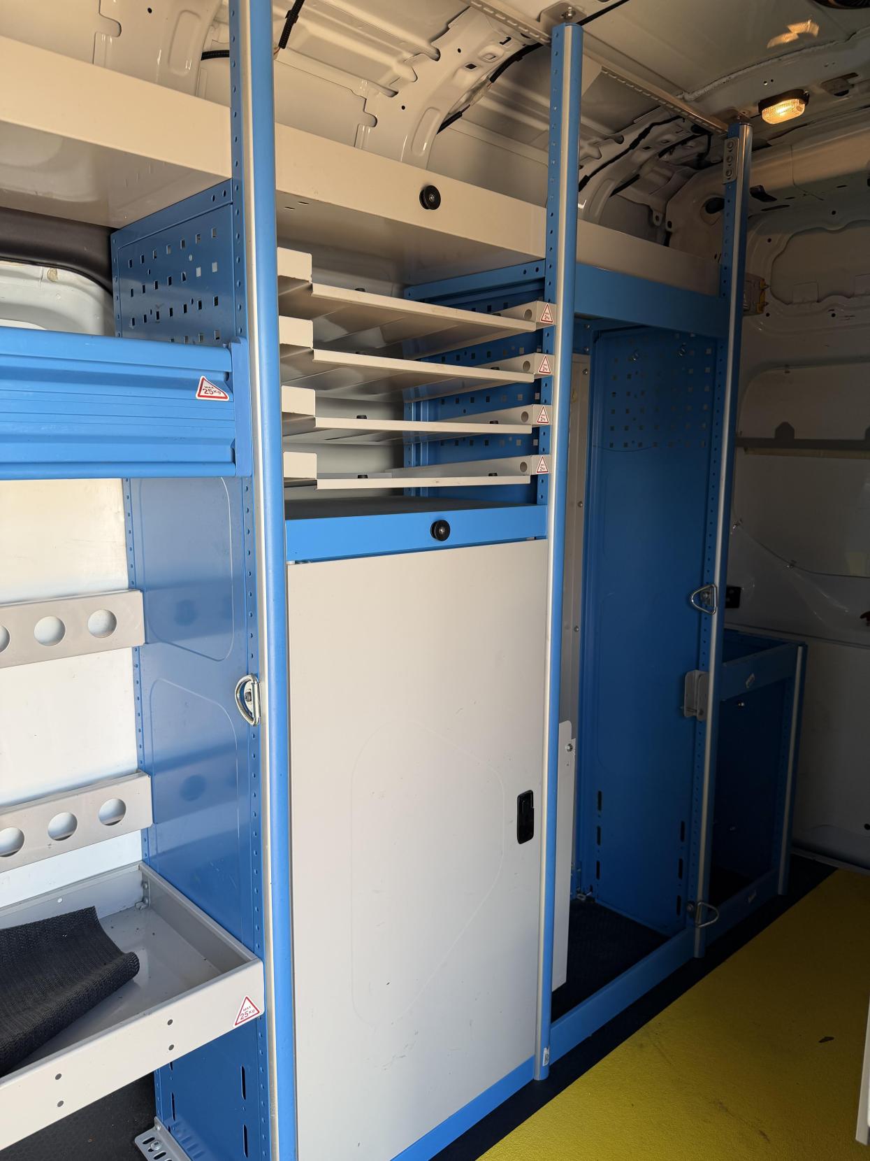 2019 Ford Transit Custom 2.0 320 EcoBlue Panel Van 5dr Diesel Manual L2 H2 Euro 6 (130 ps) - Thumbnail 21