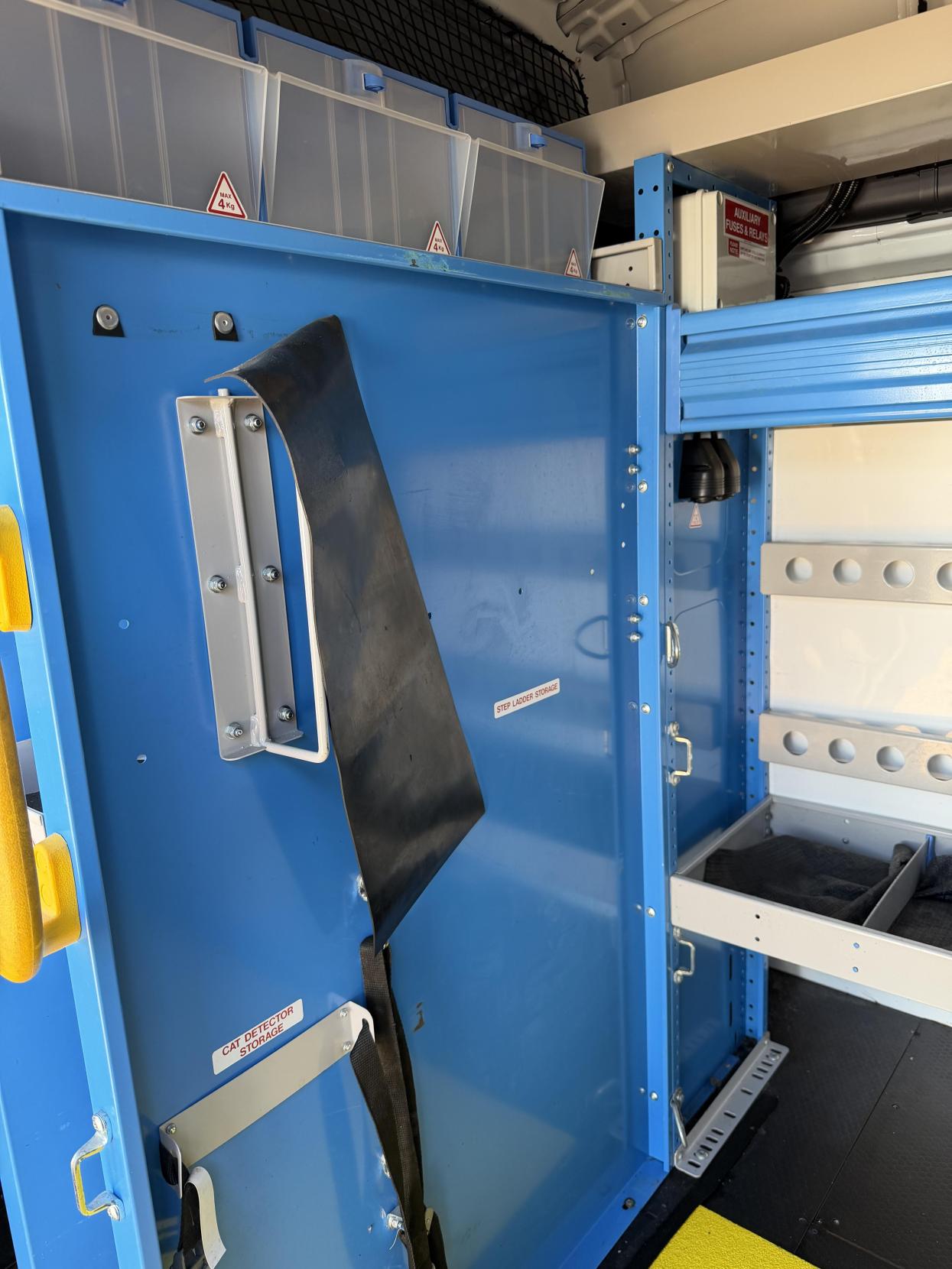 2019 Ford Transit Custom 2.0 320 EcoBlue Panel Van 5dr Diesel Manual L2 H2 Euro 6 (130 ps) - Thumbnail 25