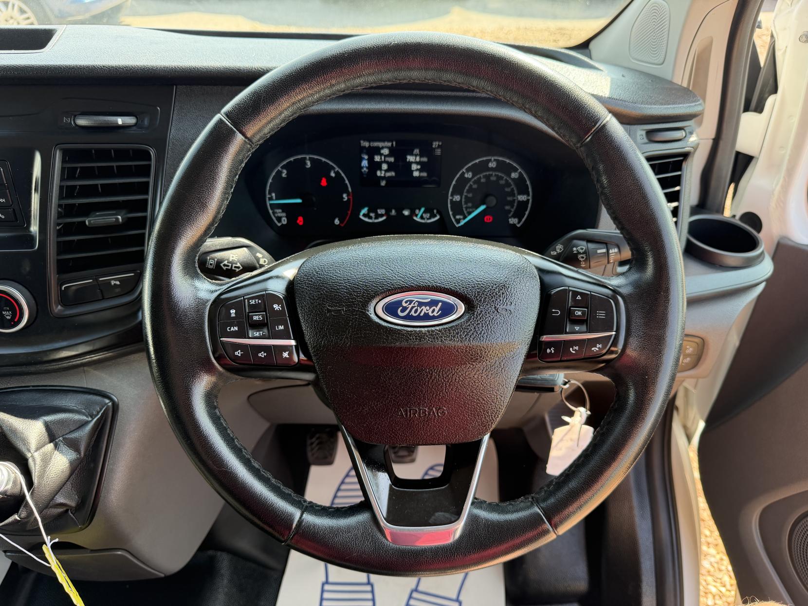 2019 Ford Transit Custom 2.0 320 EcoBlue Panel Van 5dr Diesel Manual L2 H2 Euro 6 (130 ps) - Thumbnail 43