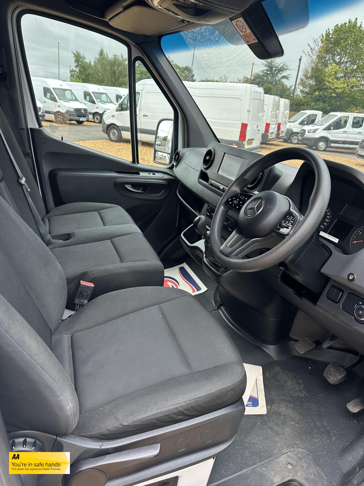 Mercedes-Benz Sprinter 2.1 316 CDI Panel Van 5dr Diesel Manual RWD L2 H2 Euro 6 (163 ps)
