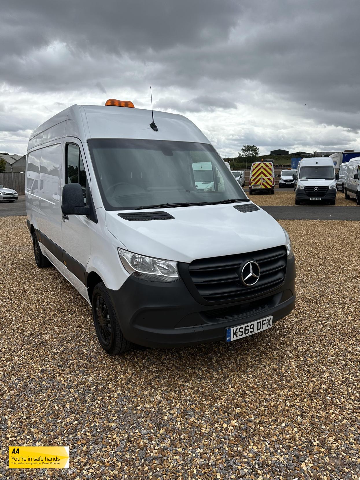 Mercedes-Benz Sprinter 2.1 316 CDI Panel Van 5dr Diesel Manual RWD L2 H2 Euro 6 (163 ps)