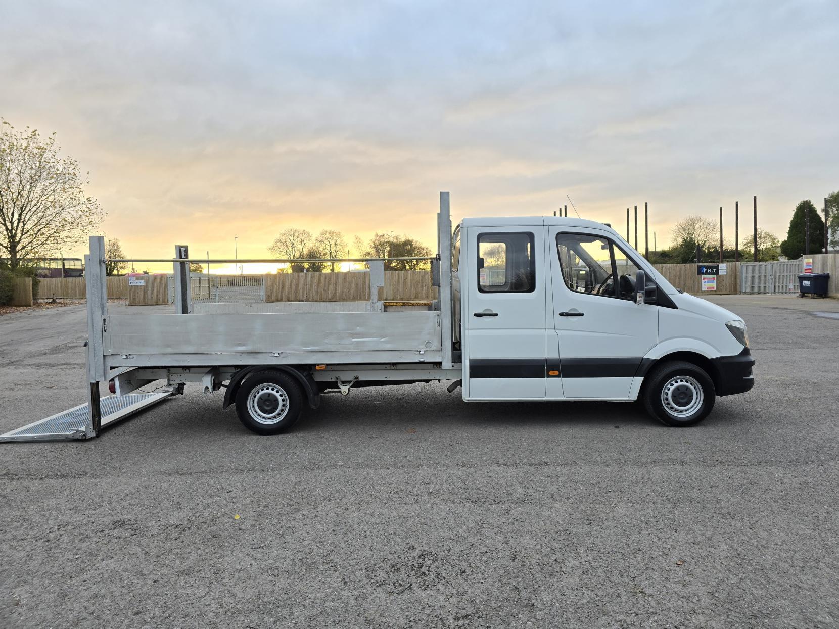 Mercedes-Benz Sprinter 2.1 313 CDi Dropside 4dr Diesel Manual RWD L3 (129 bhp)